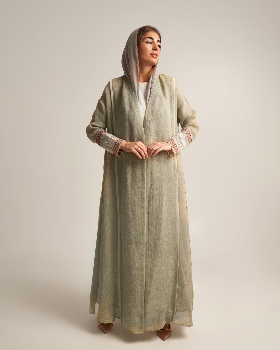 3399180 - G ABAYA - PEARL COLLECTION - MIRA Y MANO