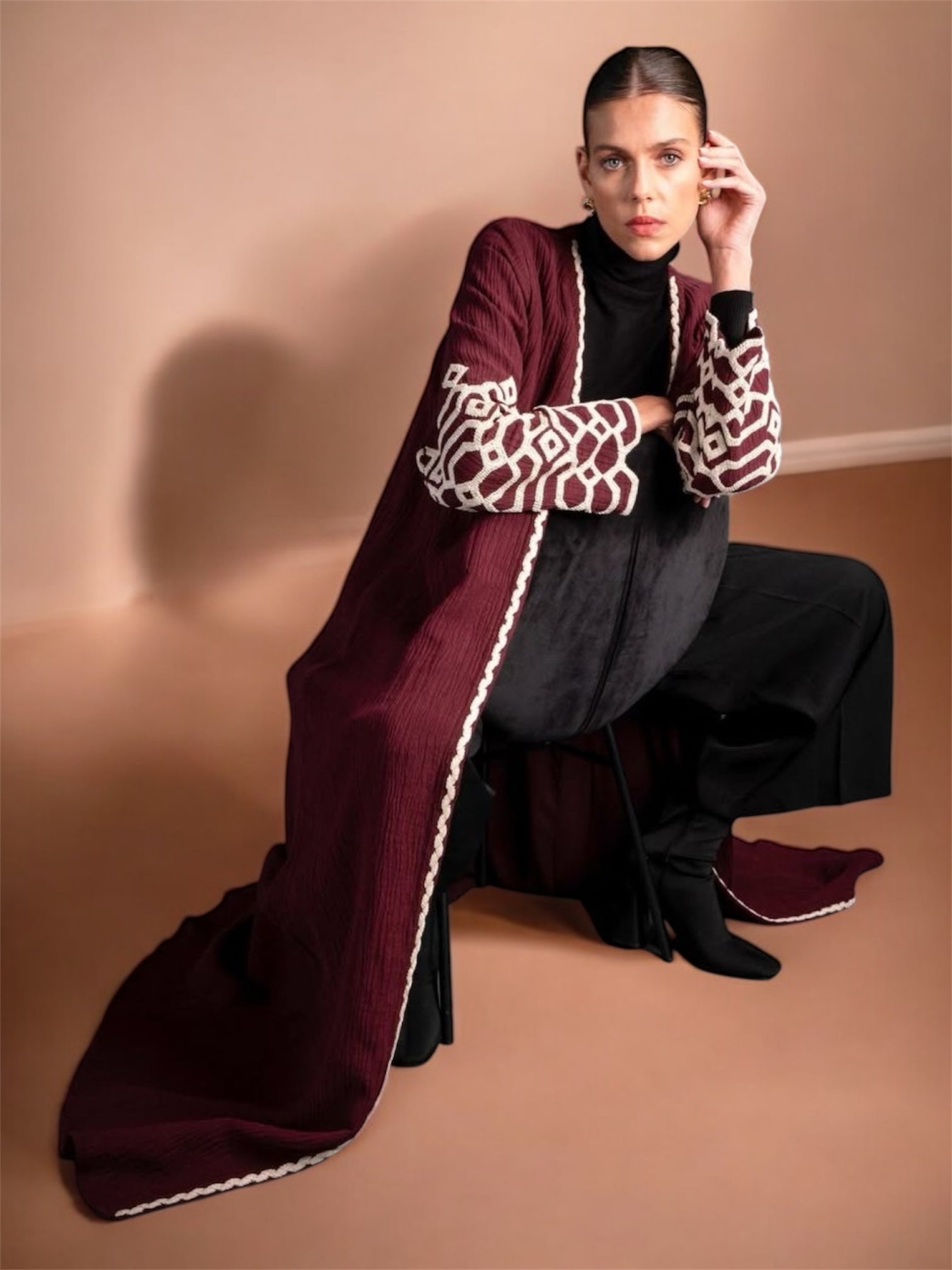 340055 ABAYA - PEARL COLLECTION - MIRA Y MANO