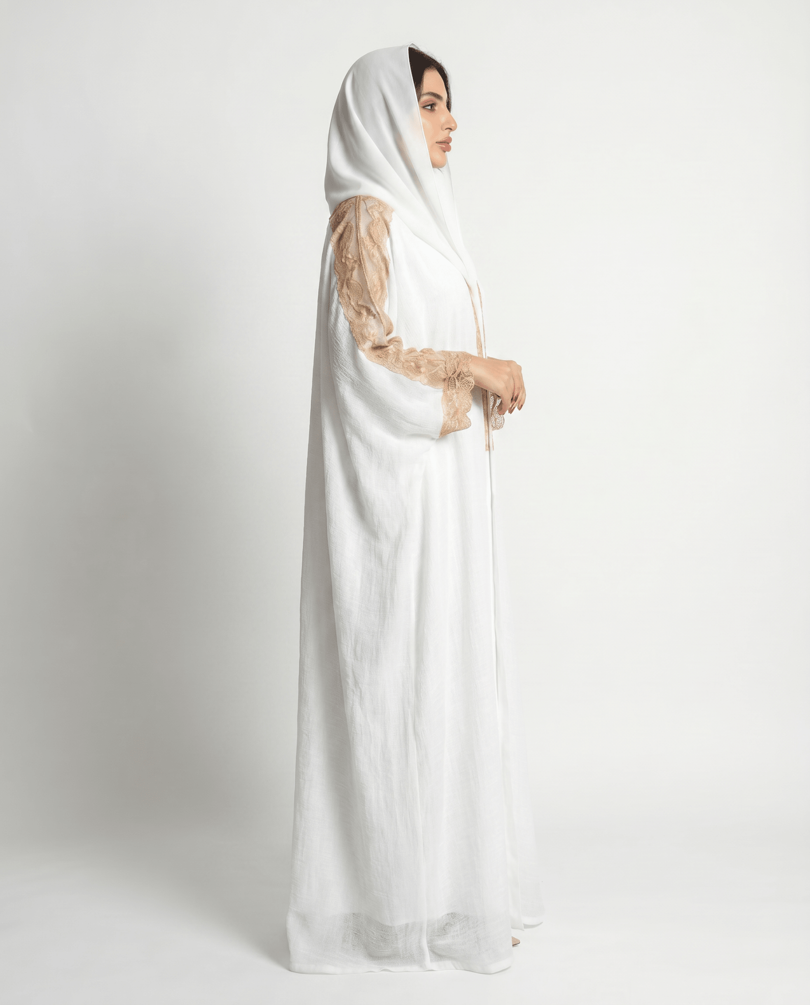 340125 - IV ABAYA - PEARL COLLECTION - MIRA Y MANO