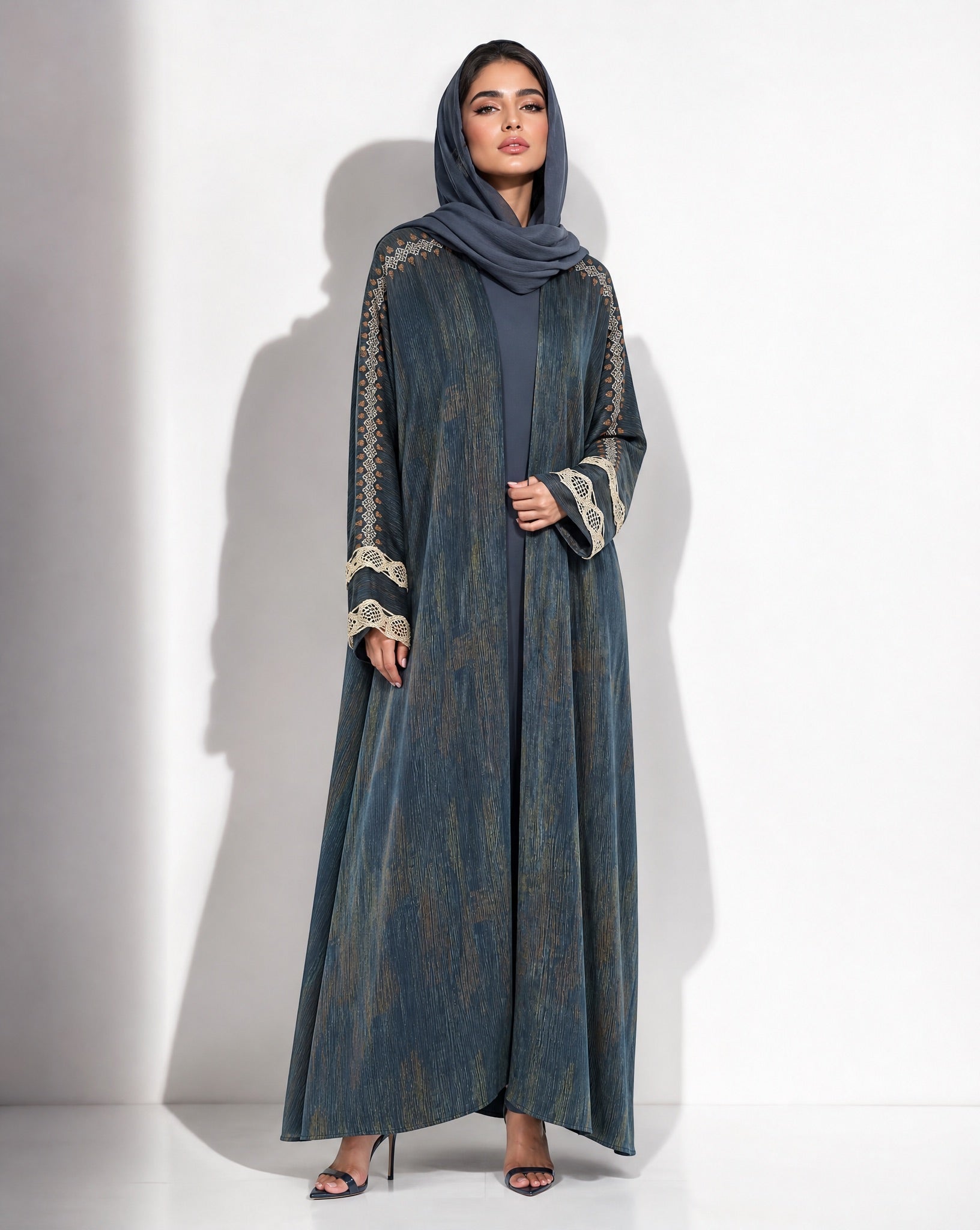 340128 - A ABAYA - PEARL COLLECTION - MIRA Y MANO