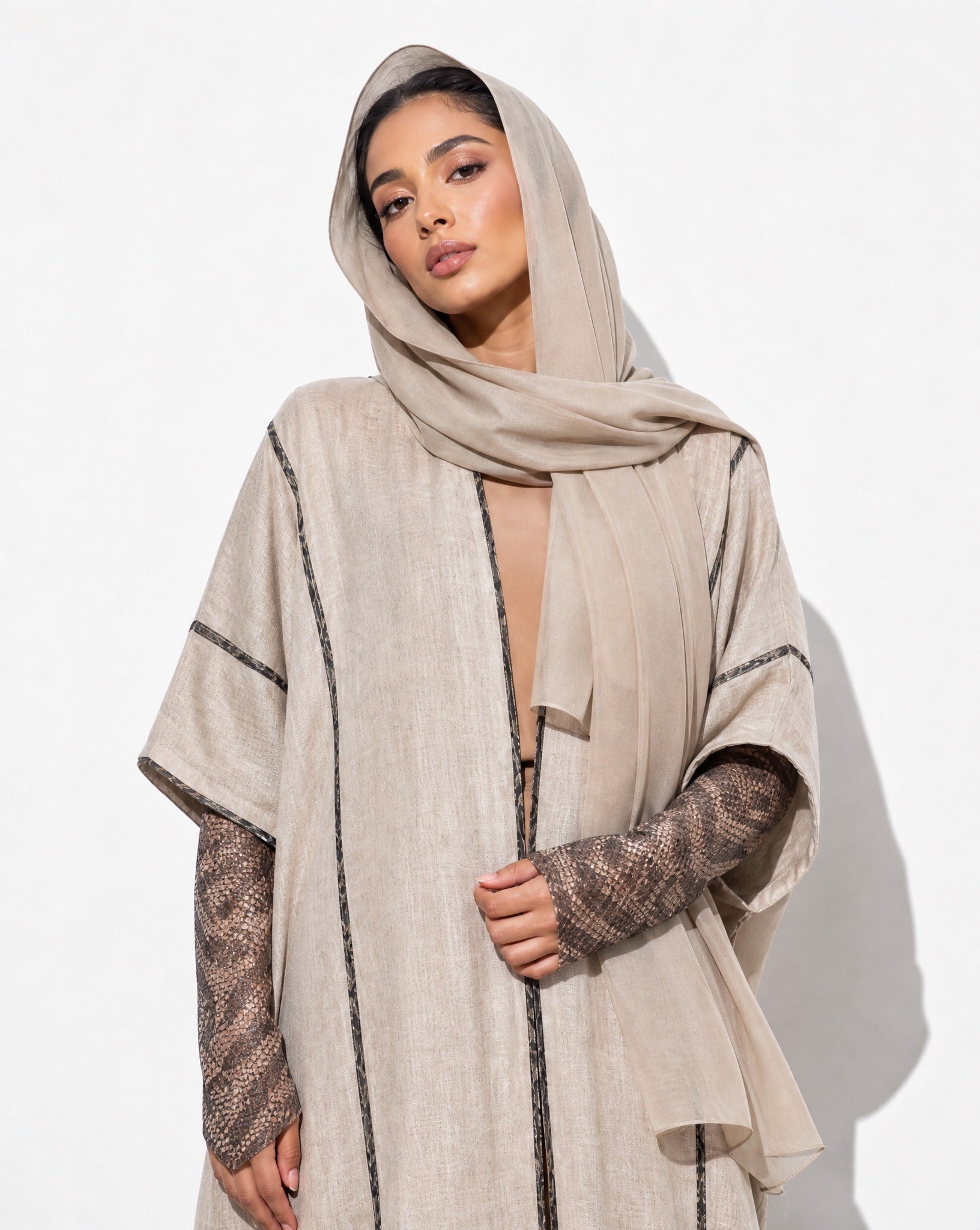 780032-BE - Beige Linen Abaya - PEARL COLLECTION - MIRA Y MANO