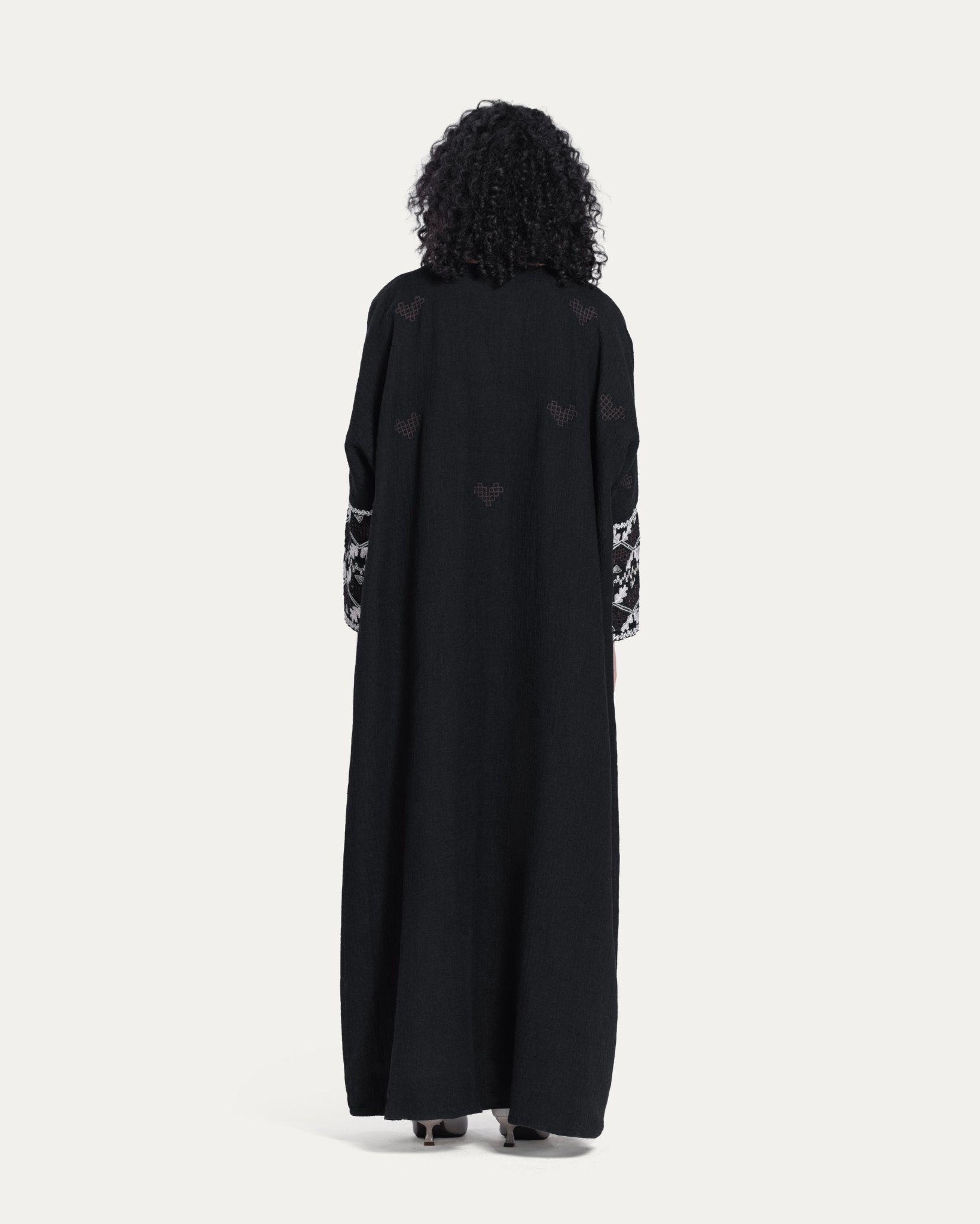 PEC 340098 ABAYA - PEARL COLLECTION - MIRA Y MANO