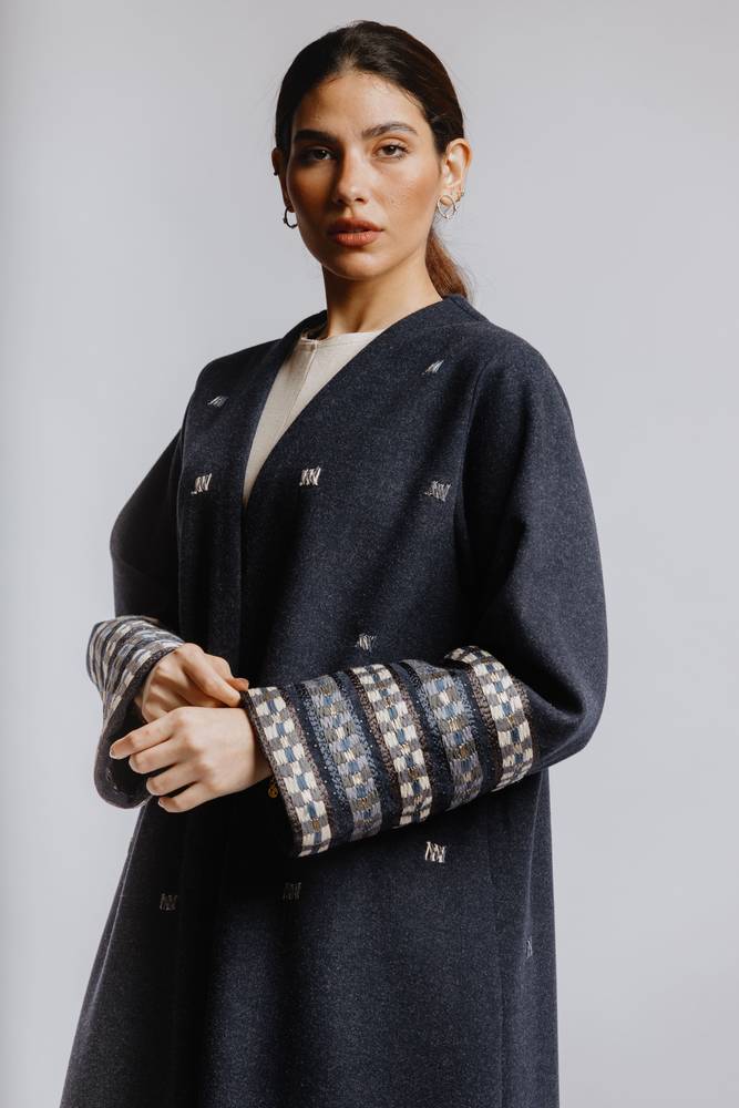 PEC 340101 - A ABAYA - PEARL COLLECTION - MIRA Y MANO