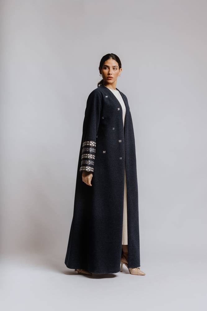 PEC 340101 - A ABAYA - PEARL COLLECTION - MIRA Y MANO