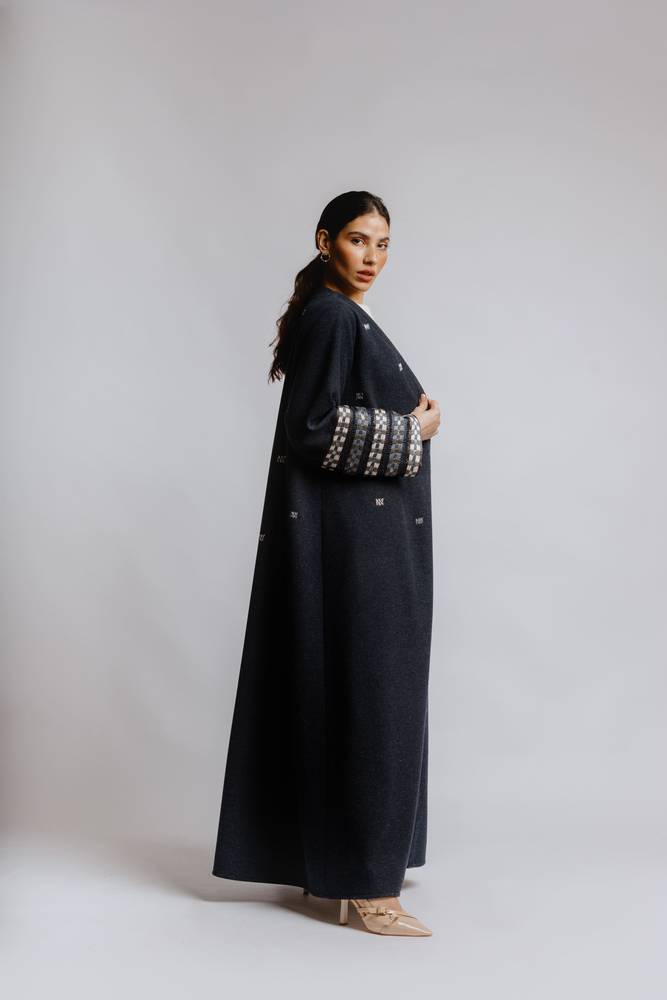 PEC 340101 - A ABAYA - PEARL COLLECTION - MIRA Y MANO