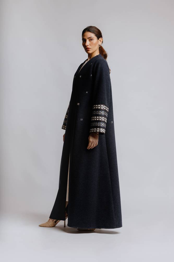 PEC 340101 - A ABAYA - PEARL COLLECTION - MIRA Y MANO