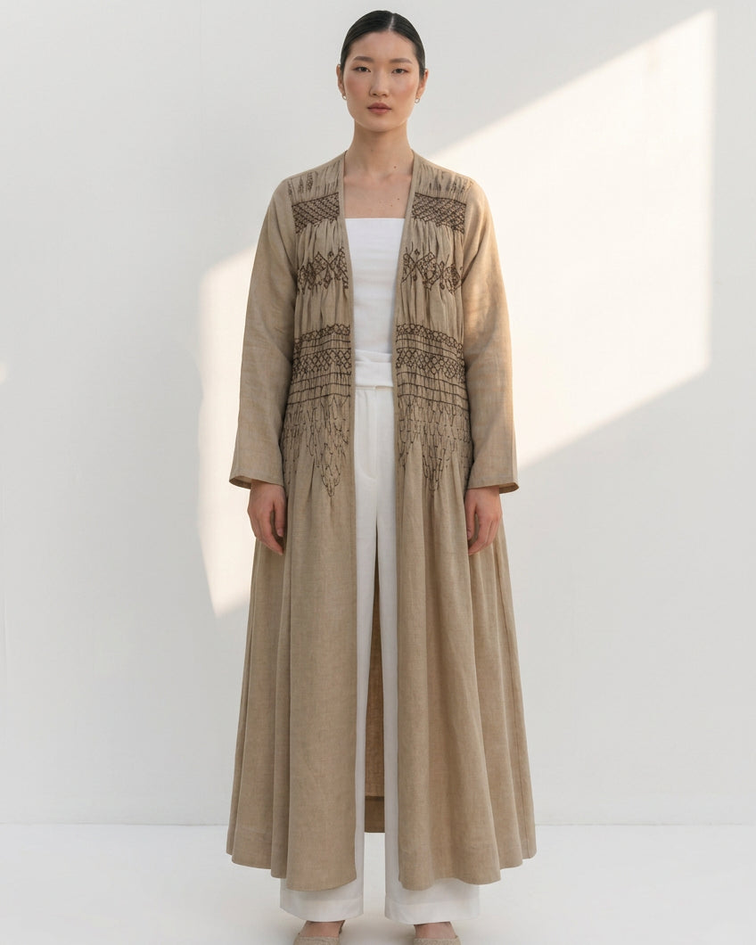 SMOCKED IN BEIGE ABAYA - PRIVILEGE OFFICIAL - MIRA Y MANO