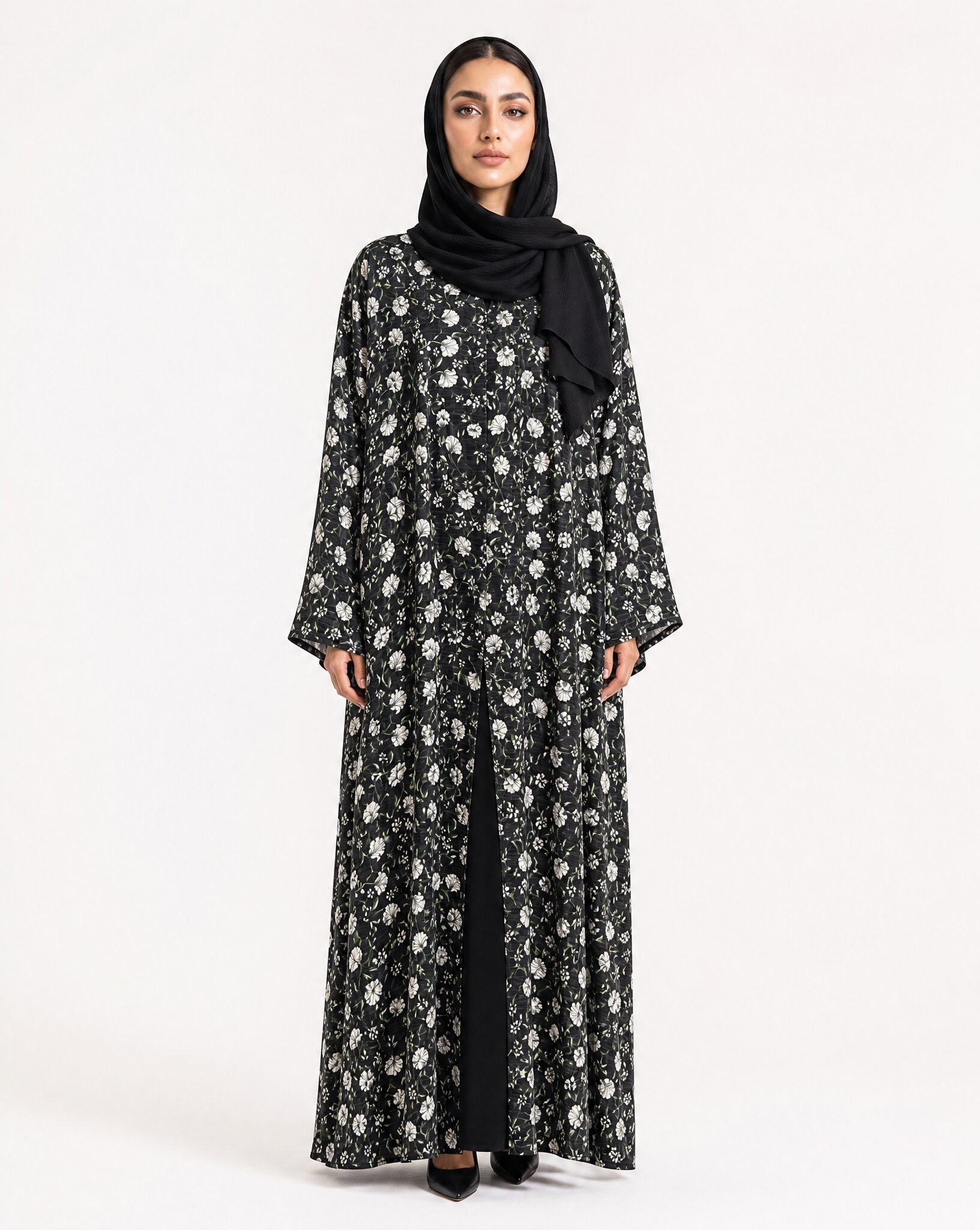 QA04 ABAYA - QATARIA ABAYA - MIRA Y MANO