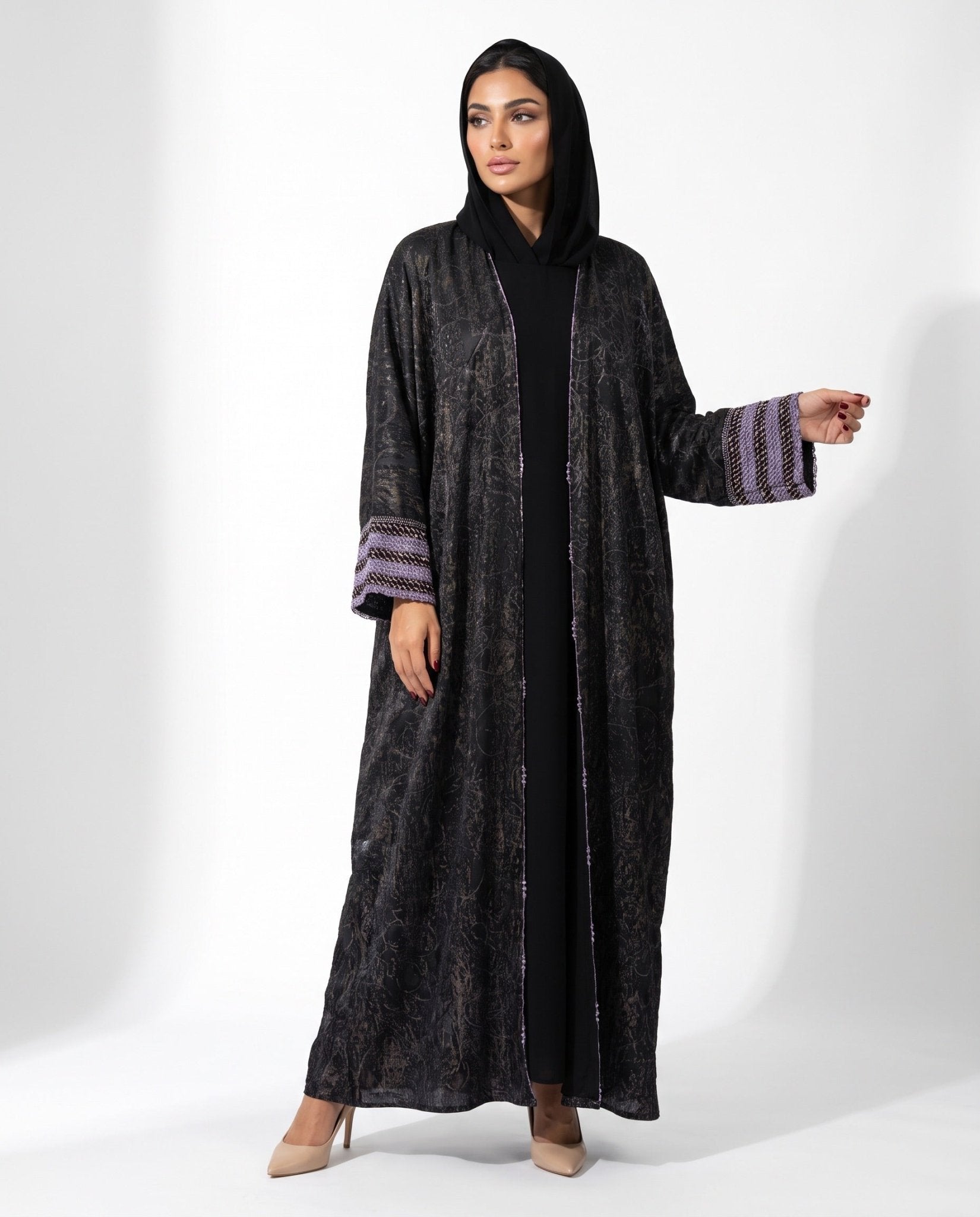 QM2601 – Black Crepe Abaya - QATARIA ABAYA - MIRA Y MANO