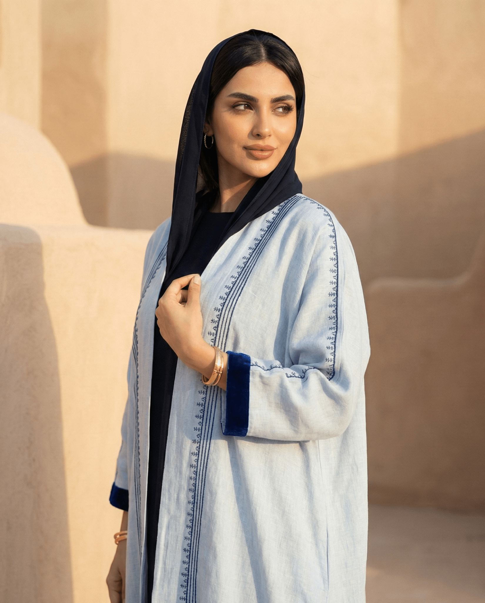 QM - 0030 ABAYA - QUARTIZ - MIRA Y MANO