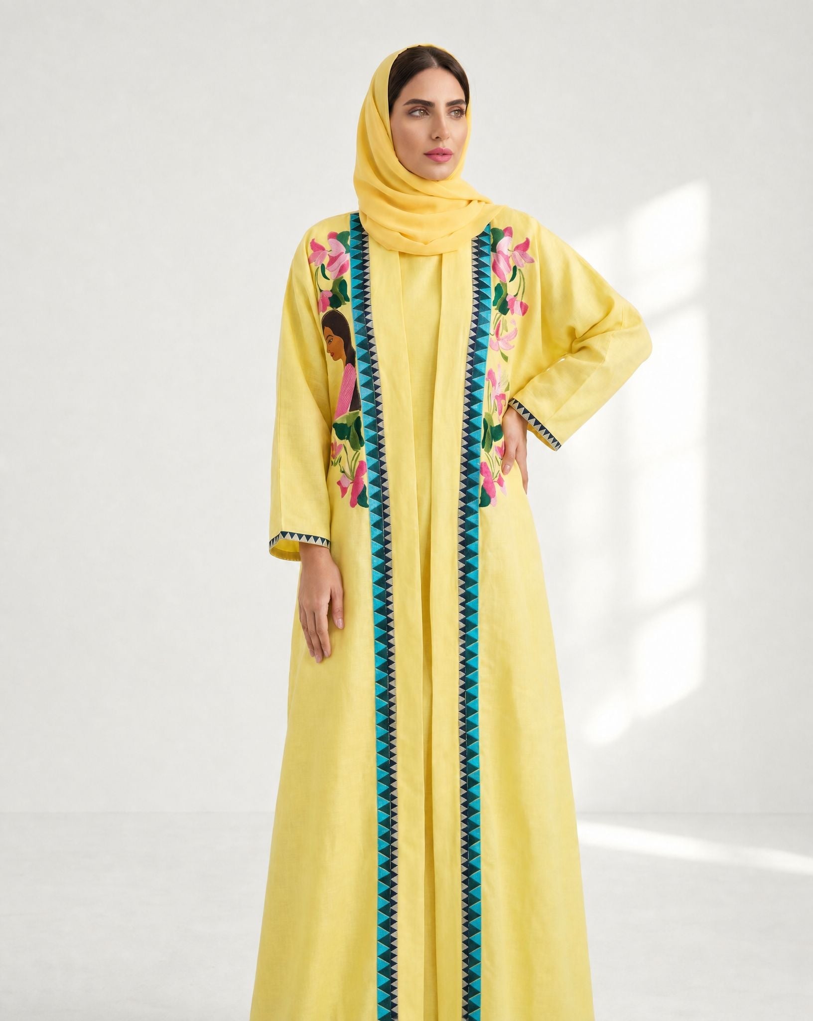 QR - 02 - 55 ABAYAS - QUARTIZ - MIRA Y MANO