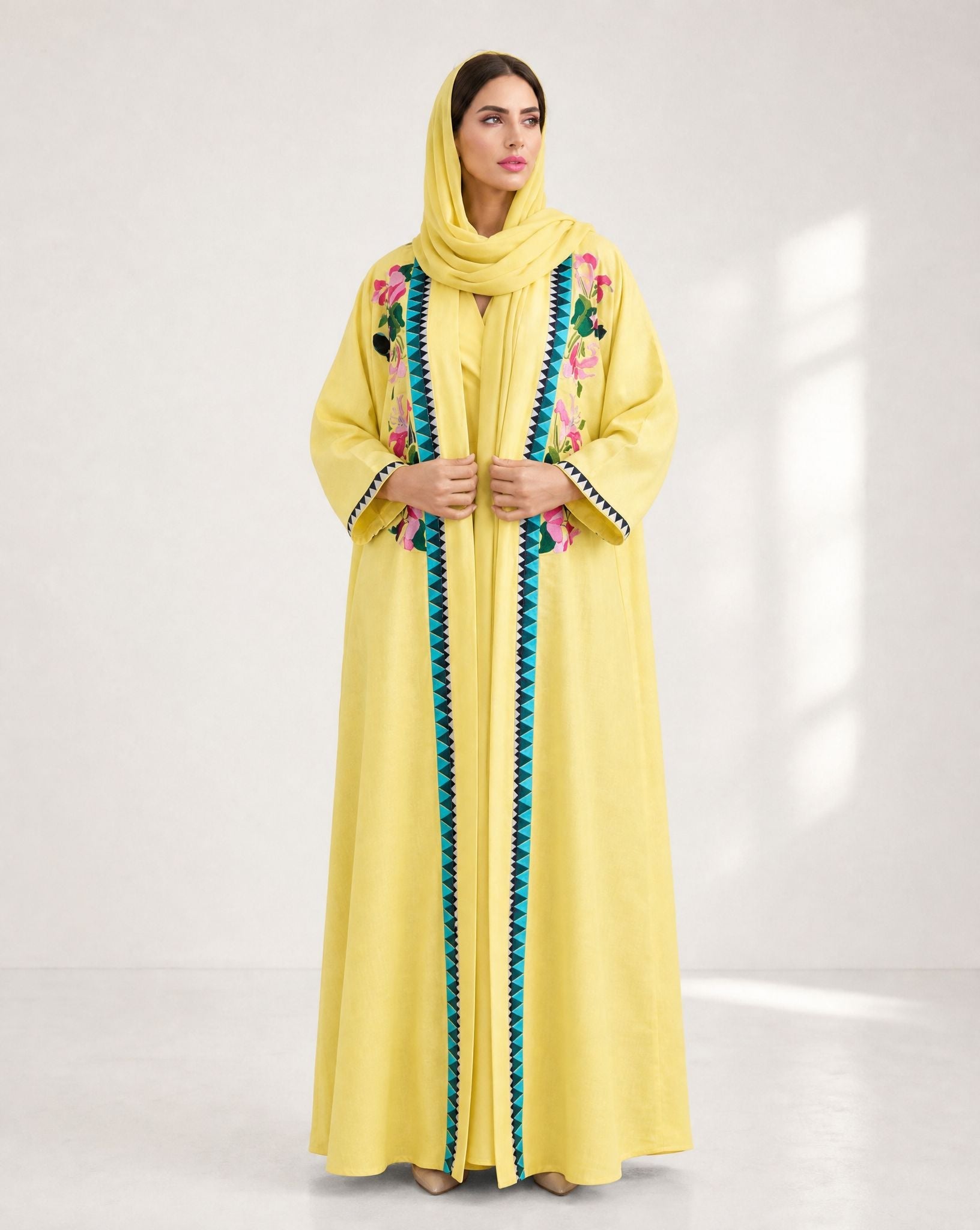 QR - 02 - 55 ABAYAS - QUARTIZ - MIRA Y MANO