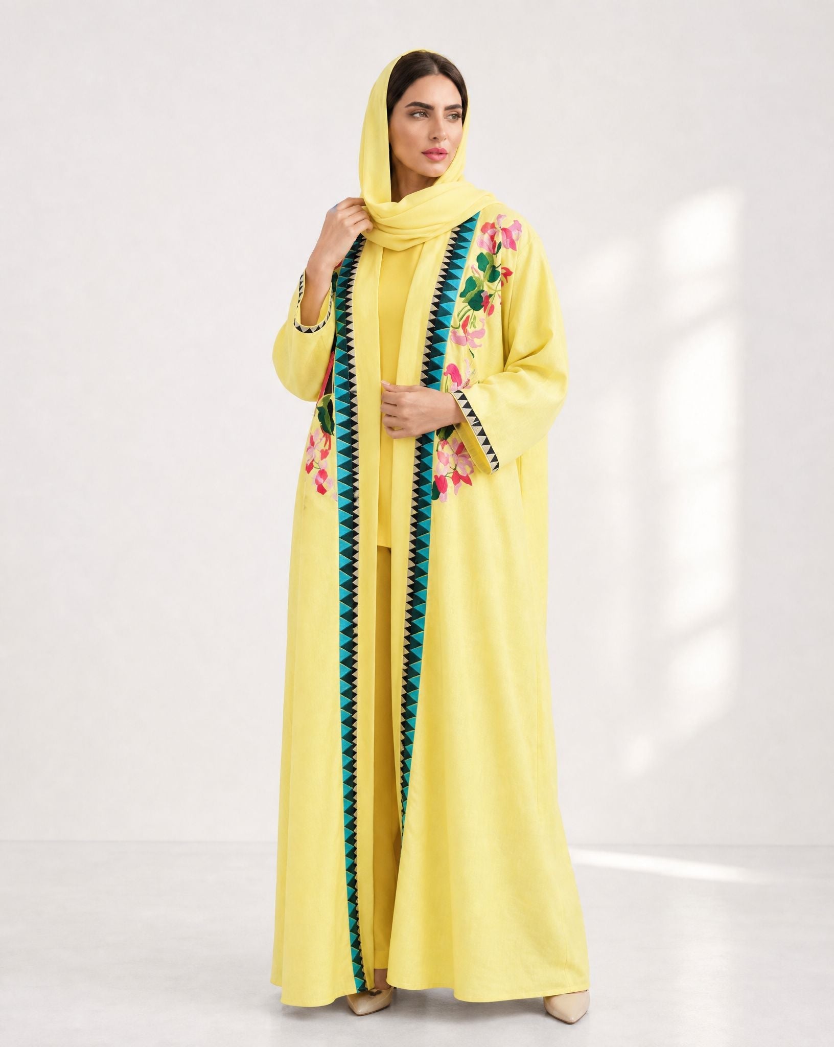 QR - 02 - 55 ABAYAS - QUARTIZ - MIRA Y MANO