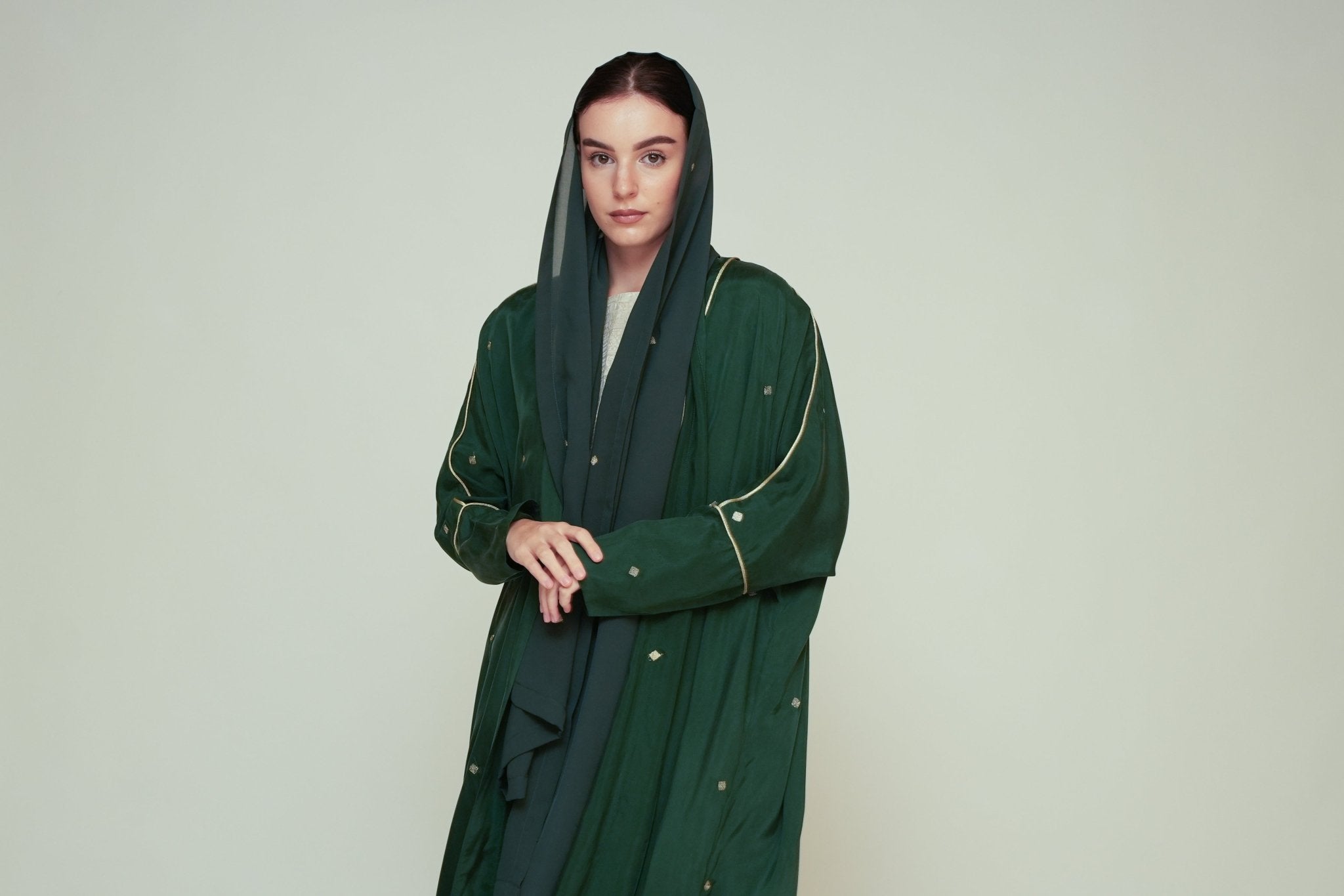 FW24R0102 - GR ABAYA - RIBBON - MIRA Y MANO