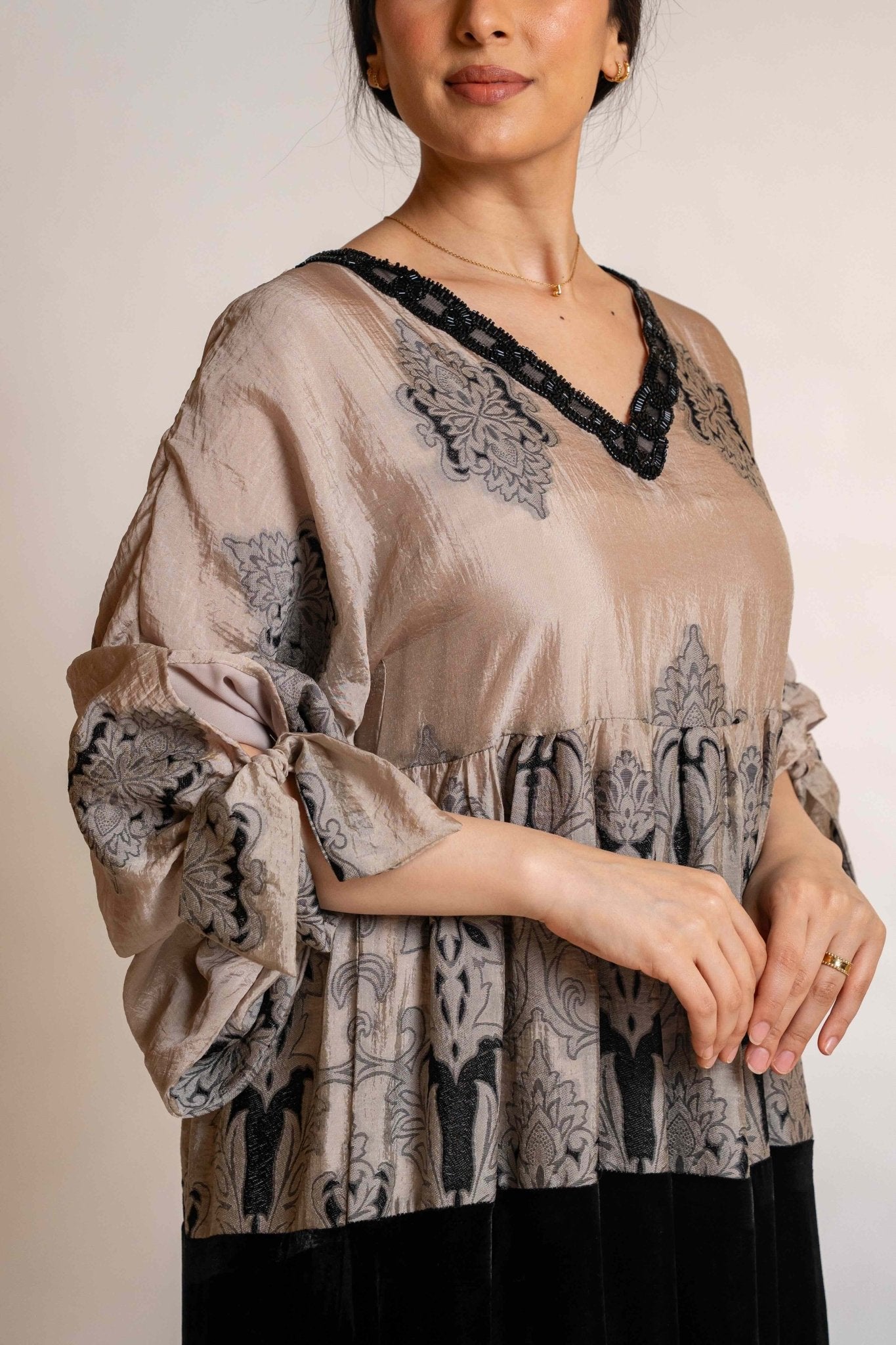 FW25R140 - BB - DR KAFTAN - RIBBON - MIRA Y MANO