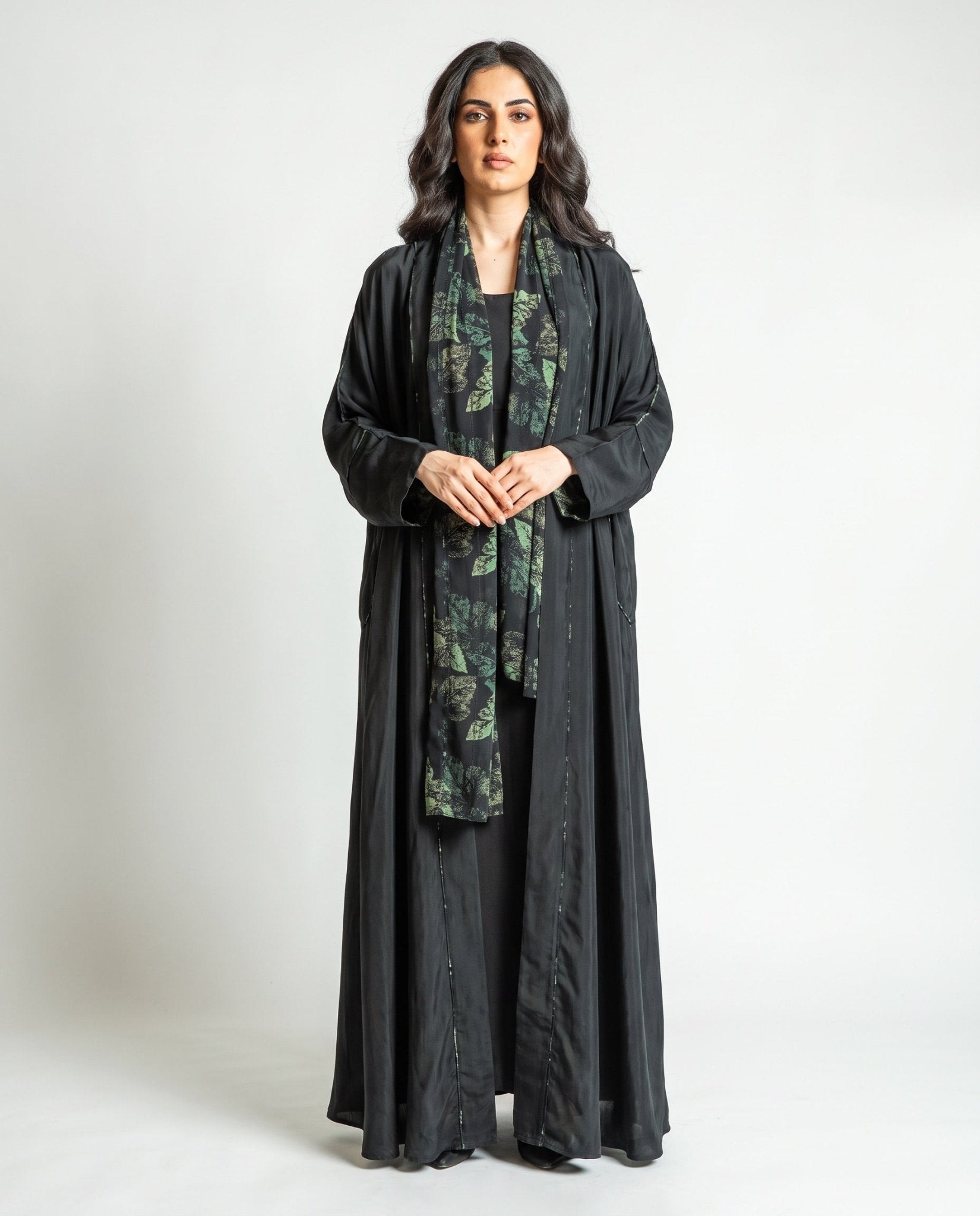 SS25R011-BG – Black Washed Silk Abaya - RIBBON - MIRA Y MANO