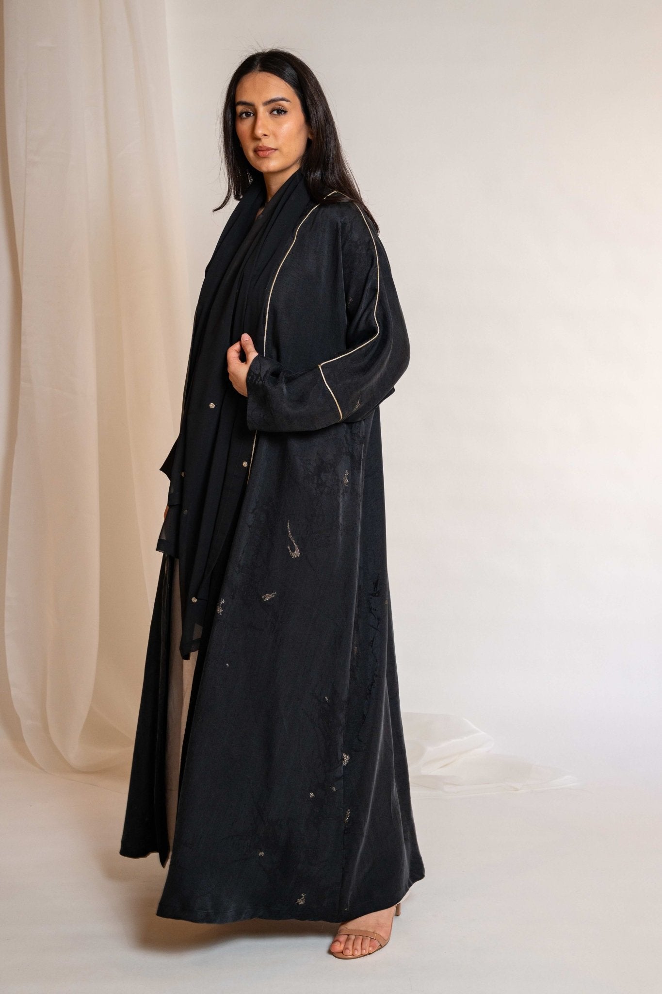 SS25R012 - BK1 ABAYA - RIBBON - MIRA Y MANO