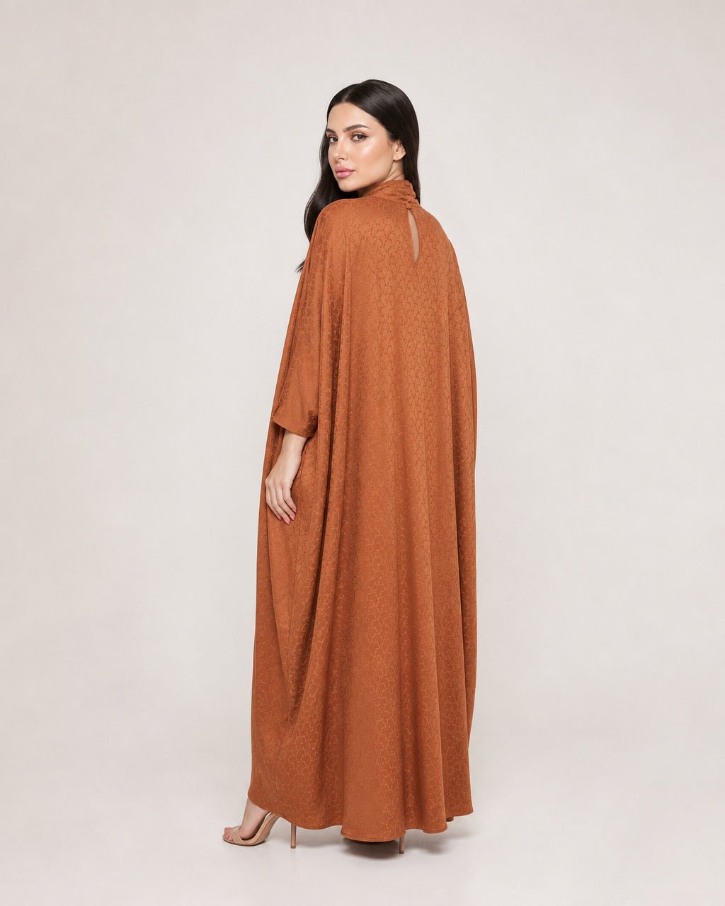 SIFOPTO KAFTAN - SARA INTABI - MIRA Y MANO