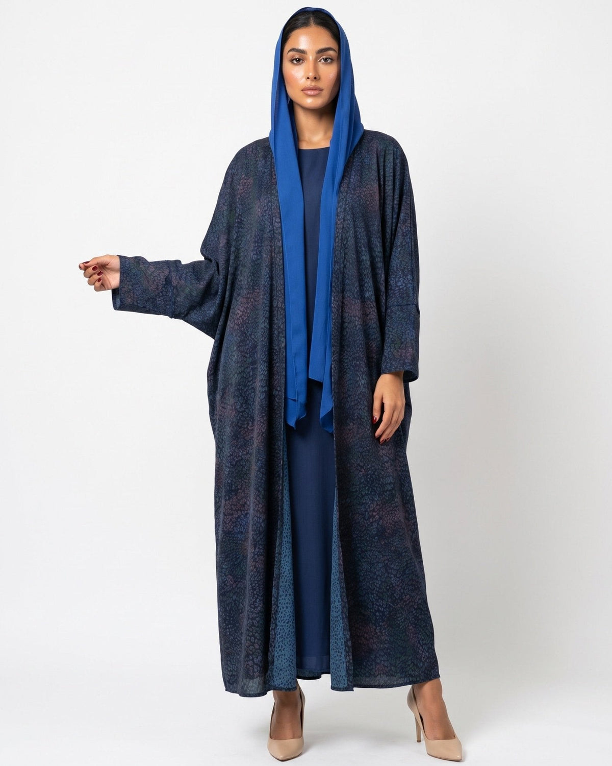 SISOAWS1 – Blue Washed Silk Abaya - SARA INTABI - MIRA Y MANO