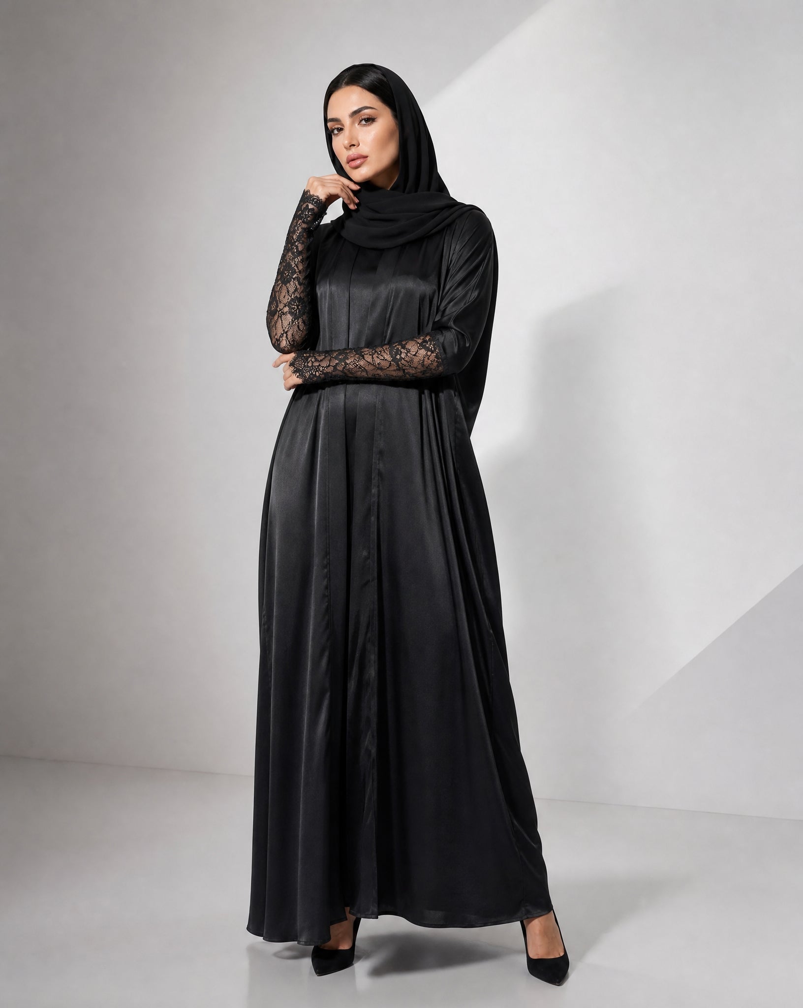 SISOTSLB ABAYA - SARA INTABI - MIRA Y MANO