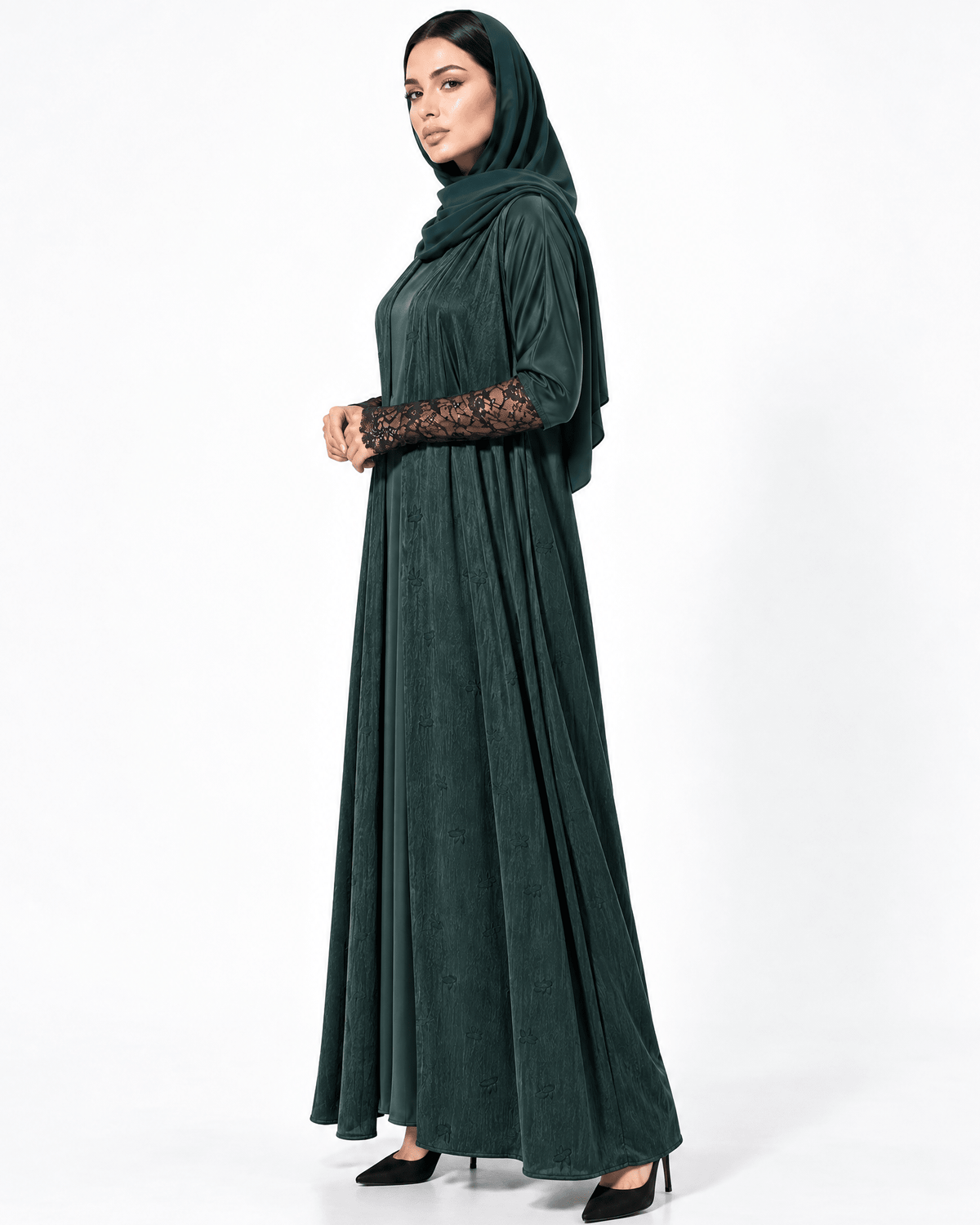 SISOTSLG ABAYA - SARA INTABI - MIRA Y MANO
