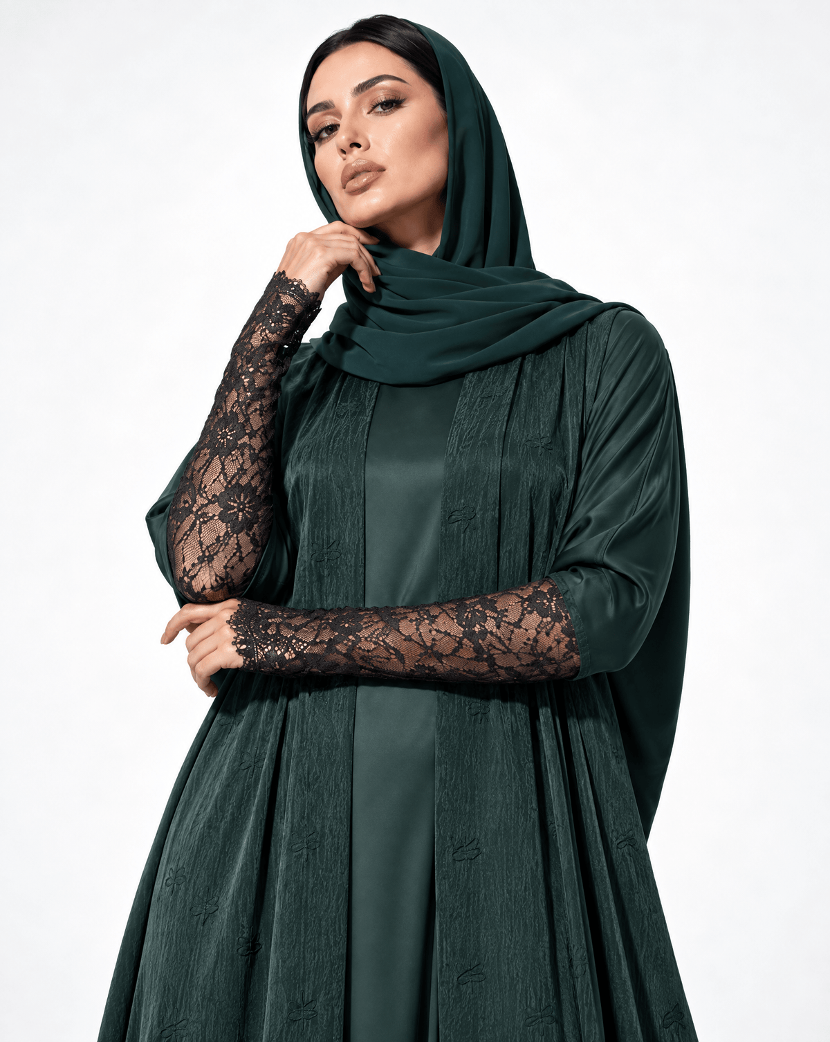 SISOTSLG ABAYA - SARA INTABI - MIRA Y MANO
