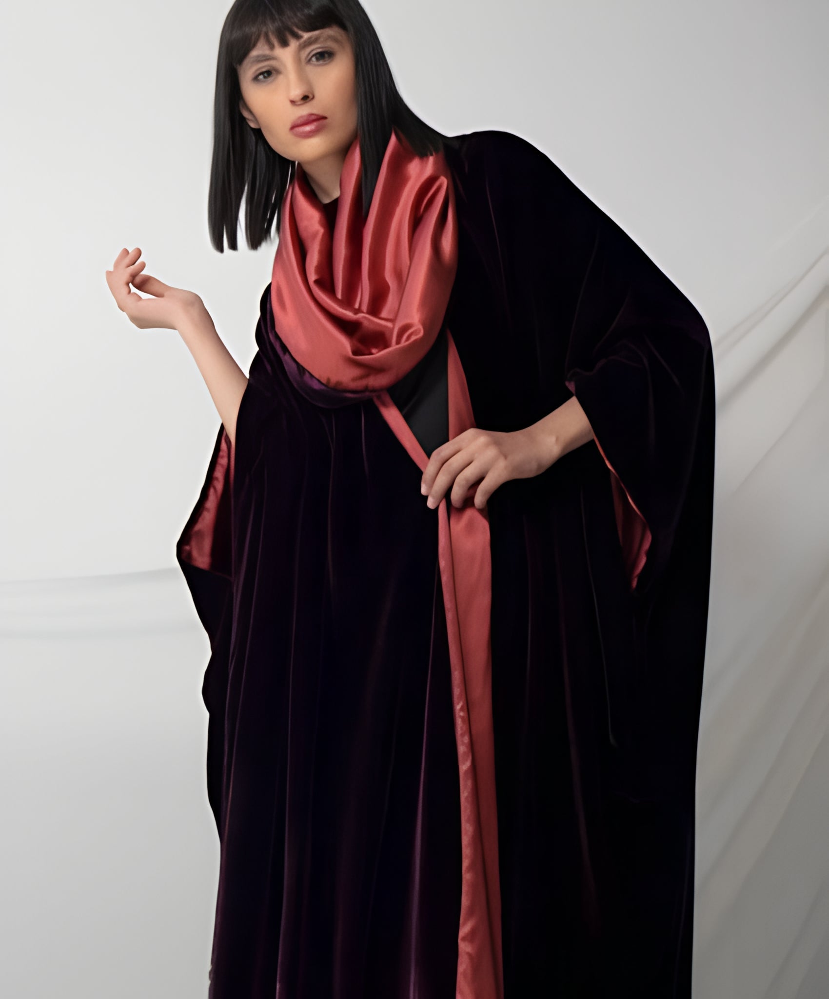 SISWDFVS - PR ABAYA - SARA INTABI - MIRA Y MANO