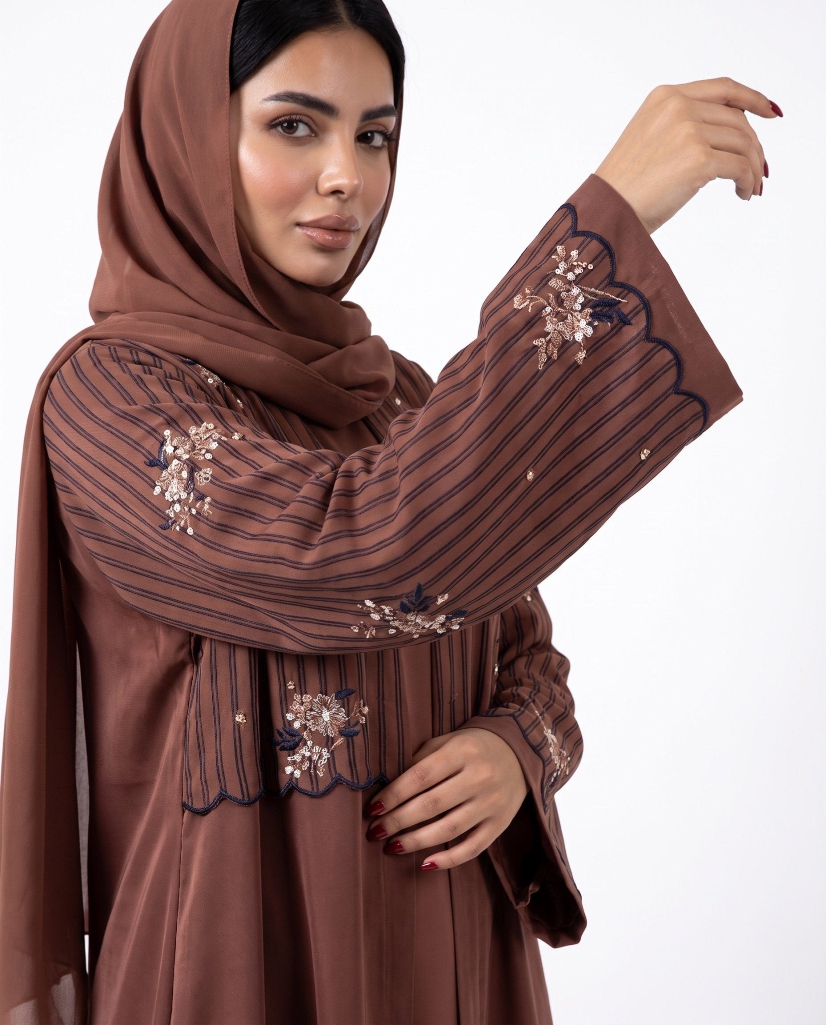 DP - Sienna Silk Abaya - SASH - MIRA Y MANO