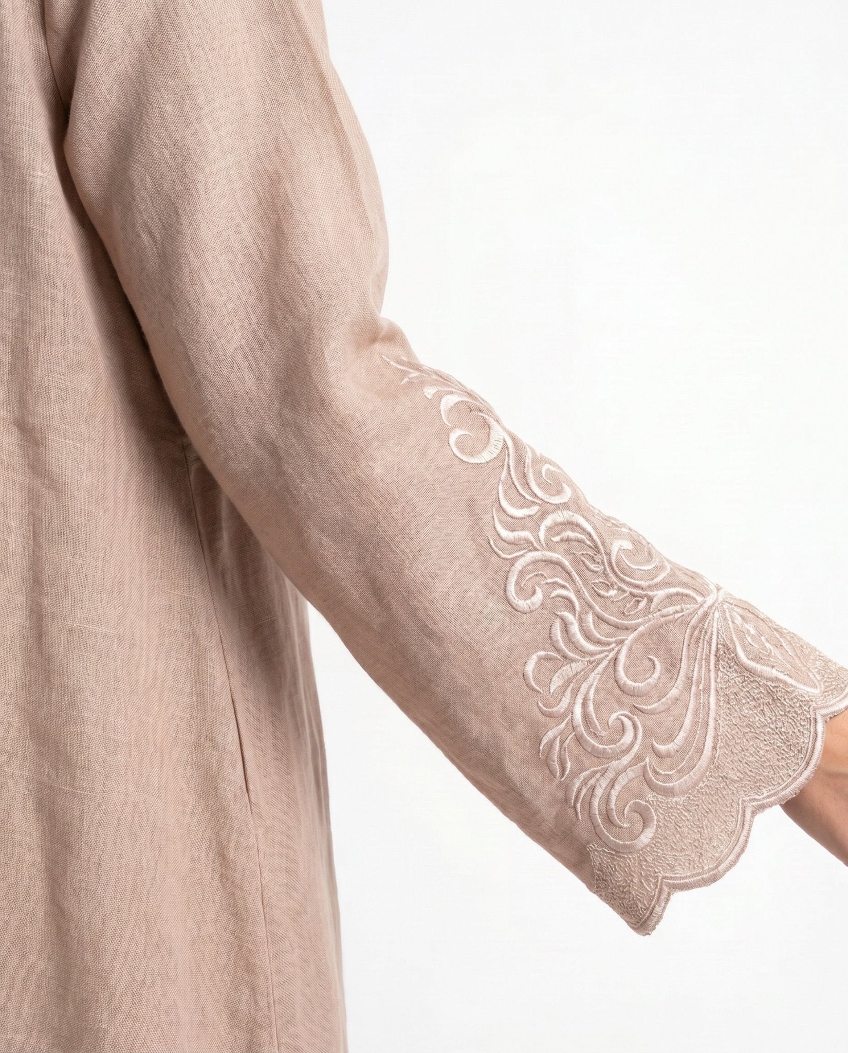 SCYCLE-53 ABAYA - SCYCLE - MIRA Y MANO