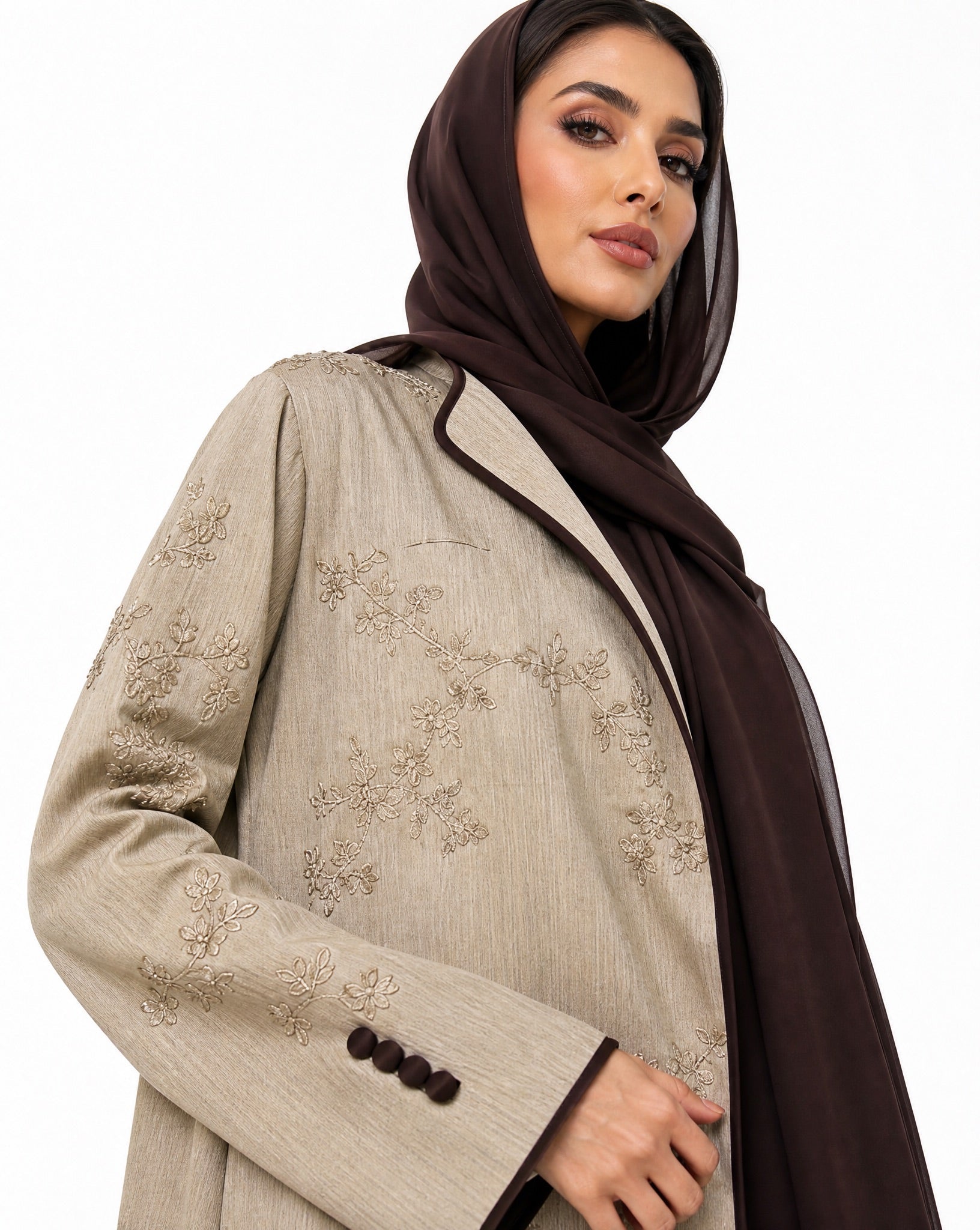 SCYCLE-66 ABAYA - SCYCLE - MIRA Y MANO