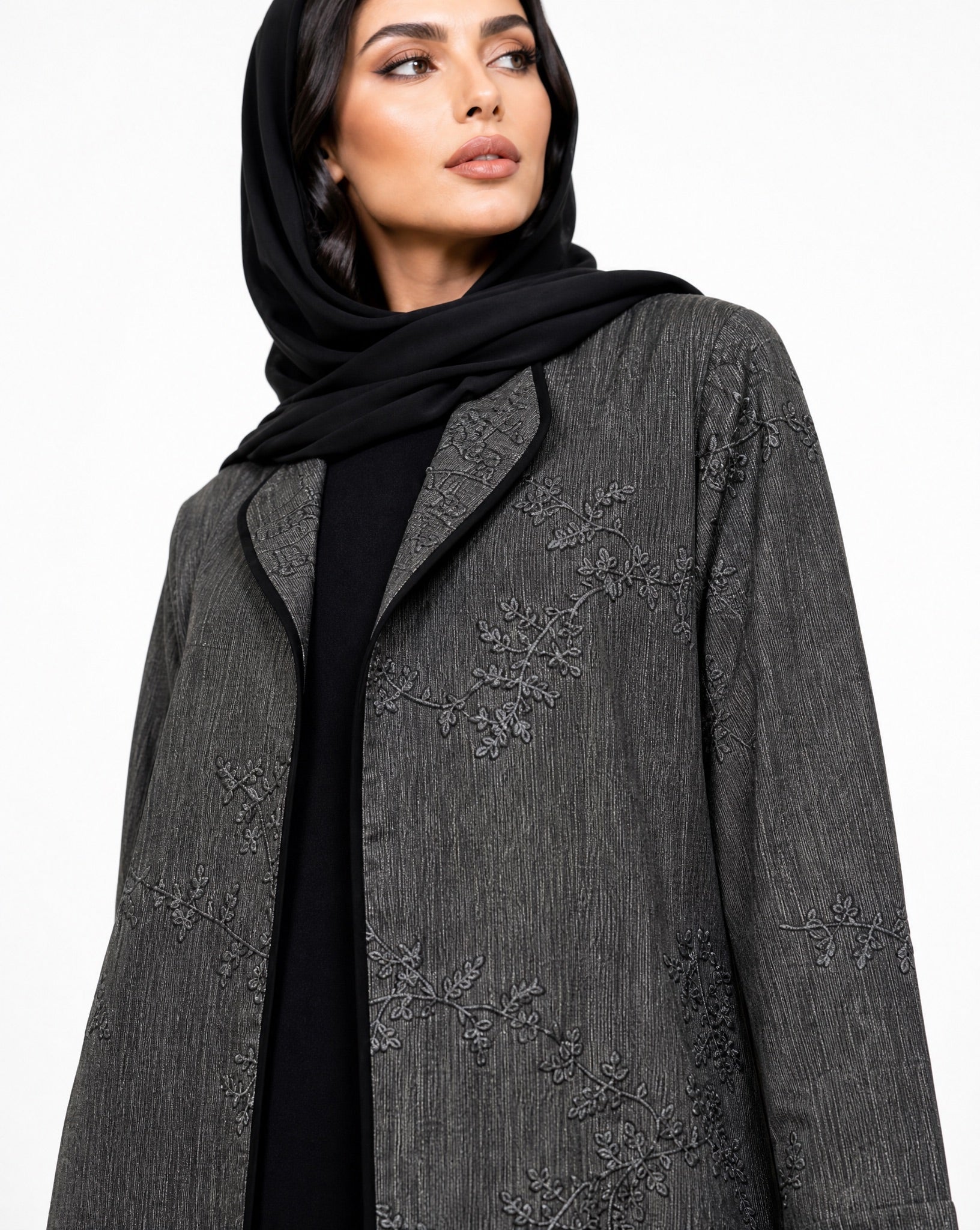 SCYCLE-67 ABAYA - SCYCLE - MIRA Y MANO
