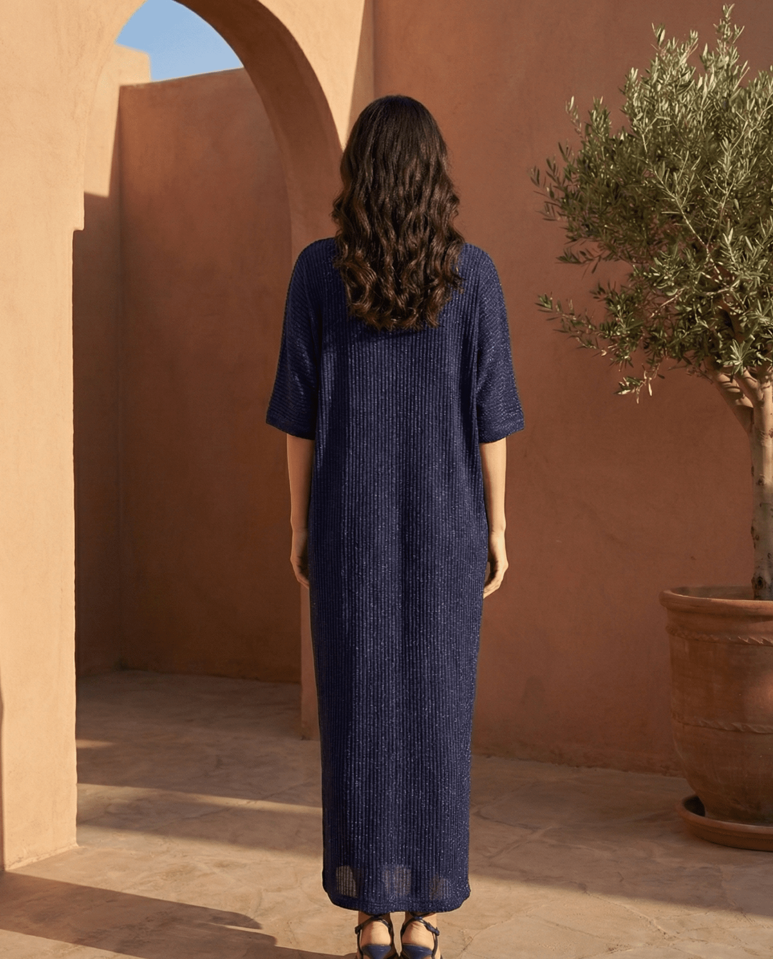 GANDOURA - NY JALABIAH - SHABAKA - MIRA Y MANO