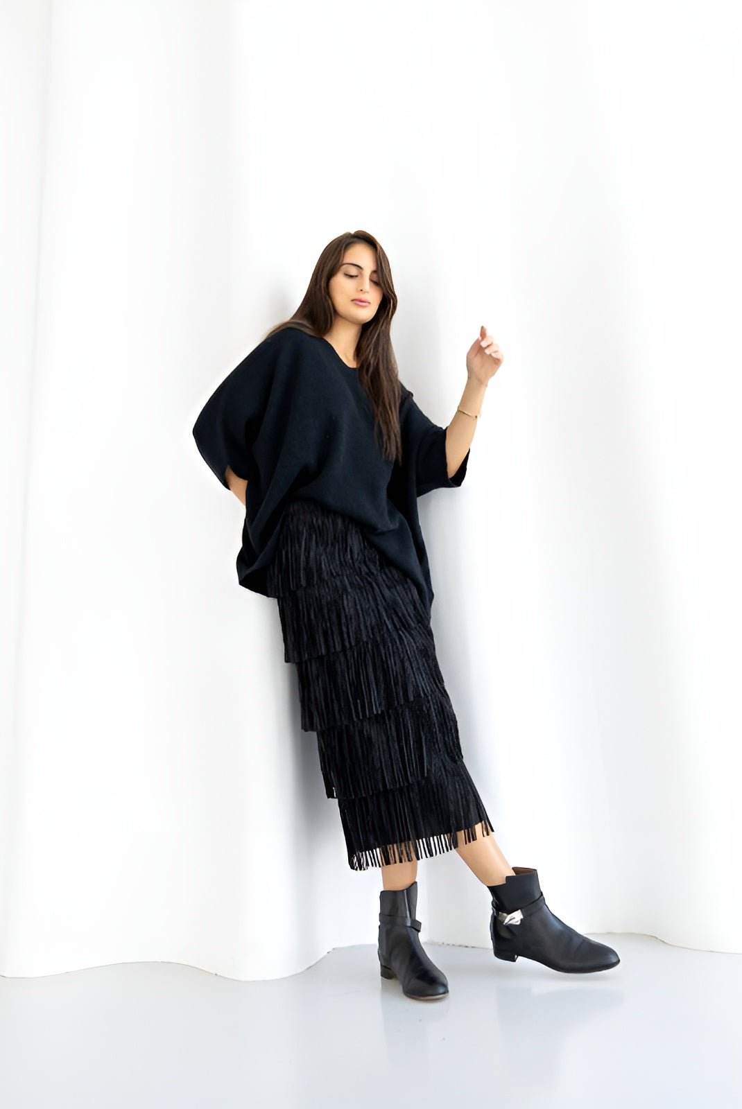 AW25 SLK 002 - BK TOP & SKIRT - SILKERA - MIRA Y MANO