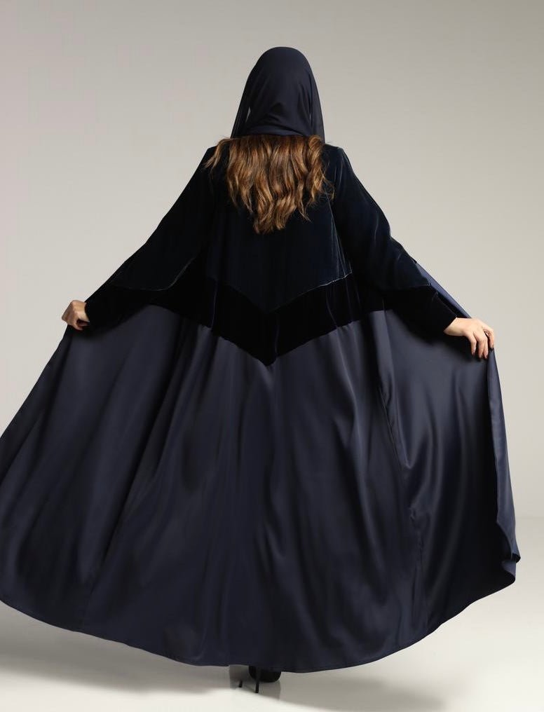 AW25STIT452 ABAYA - STITCH LABEL - MIRA Y MANO