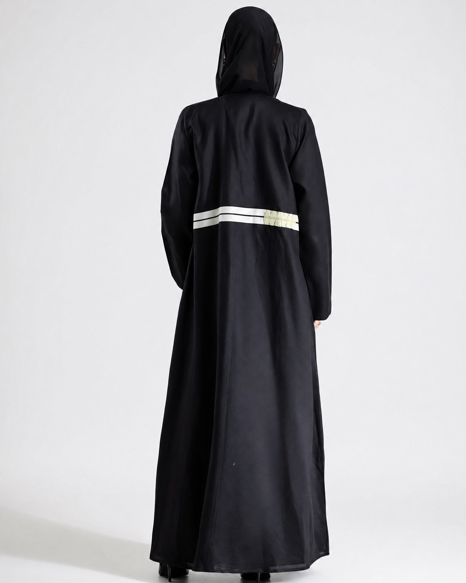SS26STIT728 ABAYA SET - STITCH LABEL - MIRA Y MANO