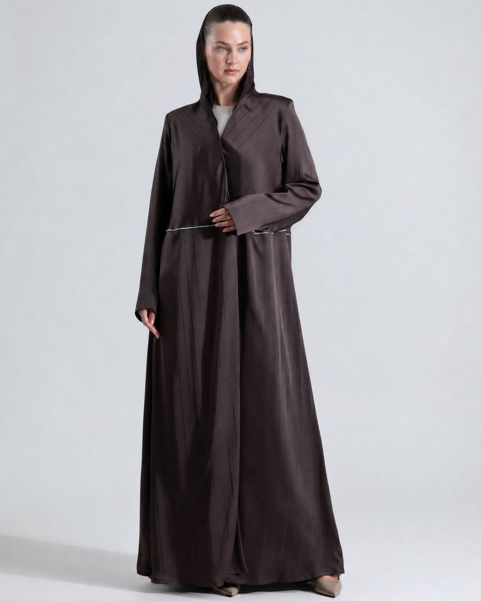 SS26STIT731 ABAYA - STITCH LABEL - MIRA Y MANO