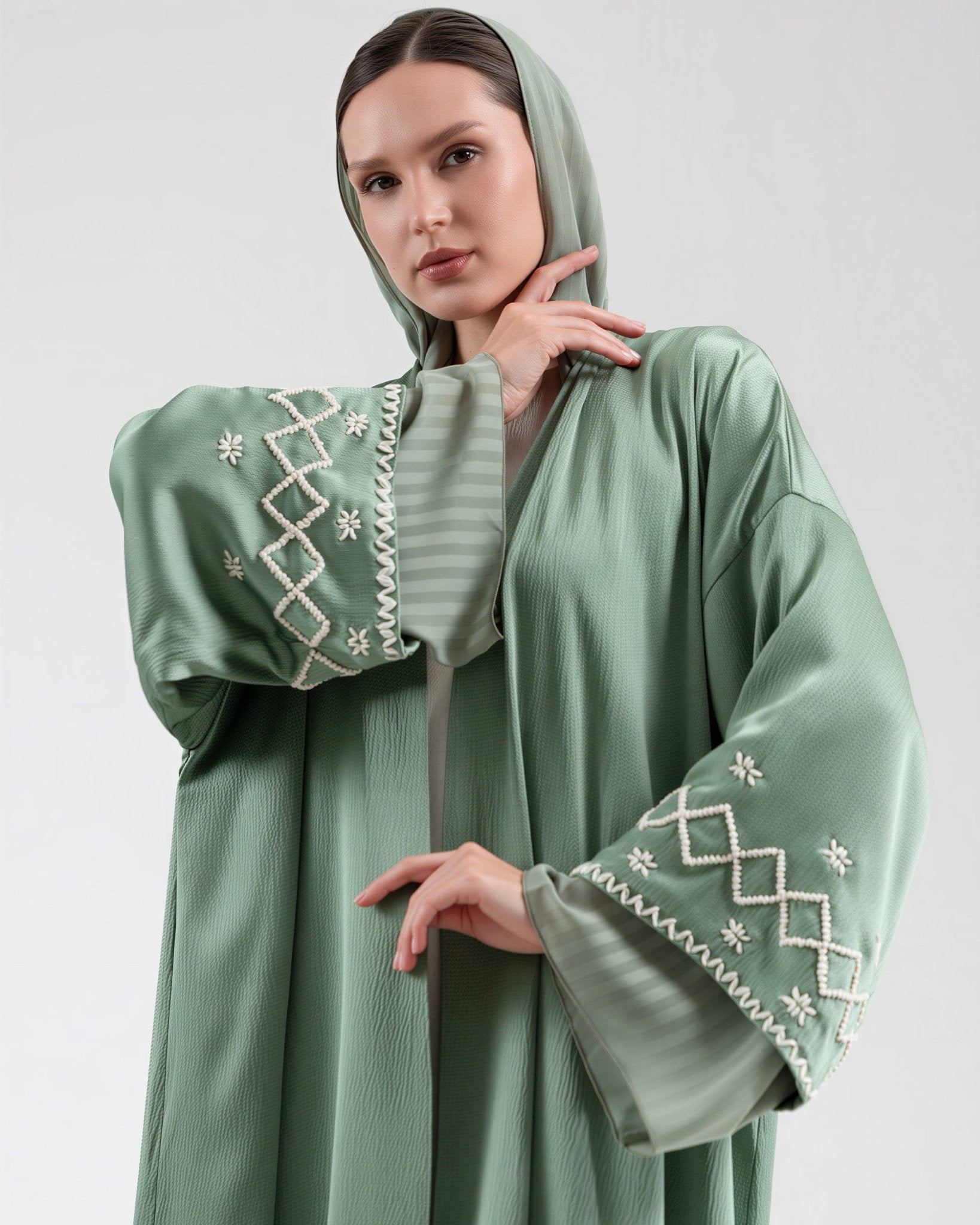 SS26STIT751 ABAYA - STITCH LABEL - MIRA Y MANO