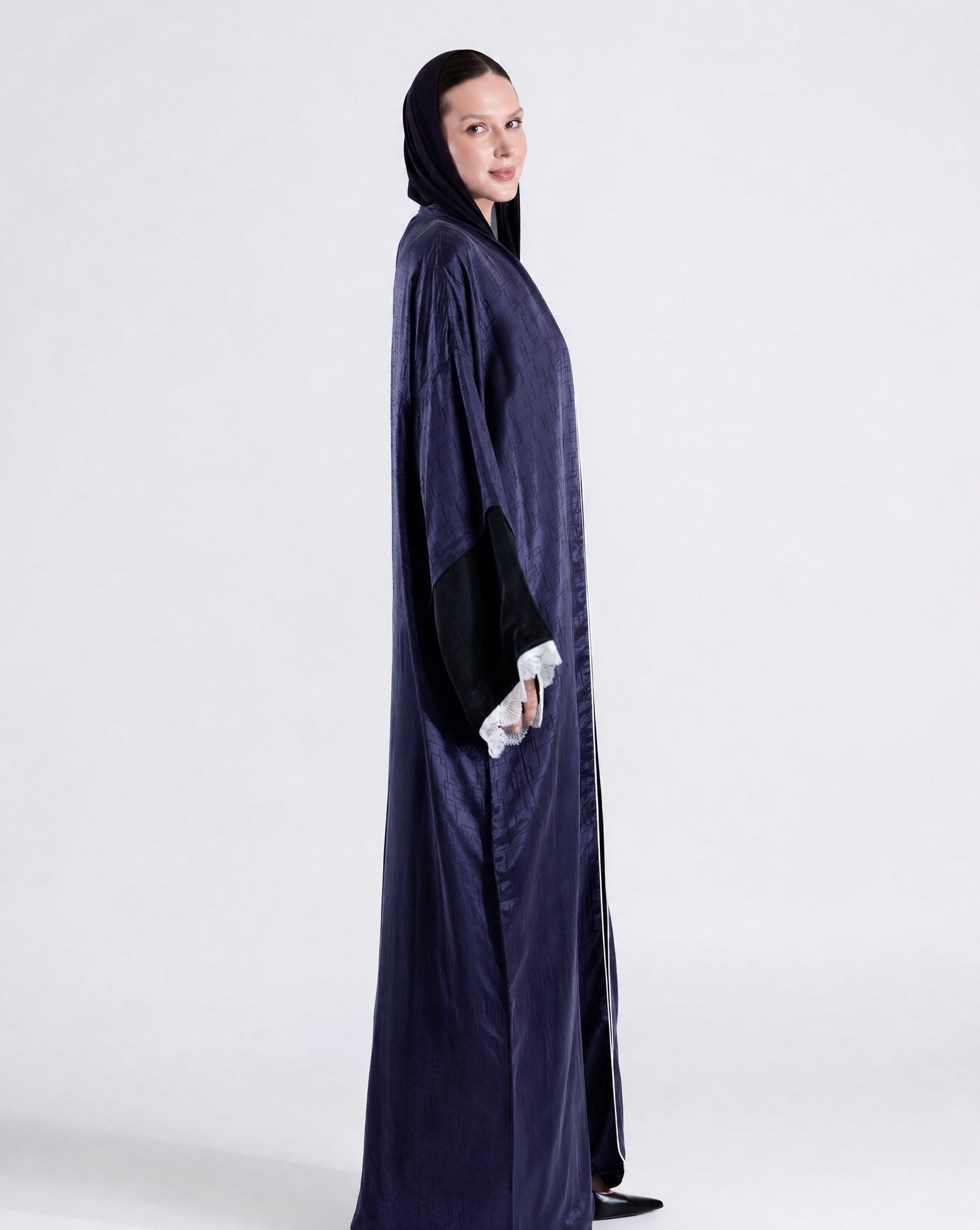 SS26STIT758 ABAYA - STITCH LABEL - MIRA Y MANO