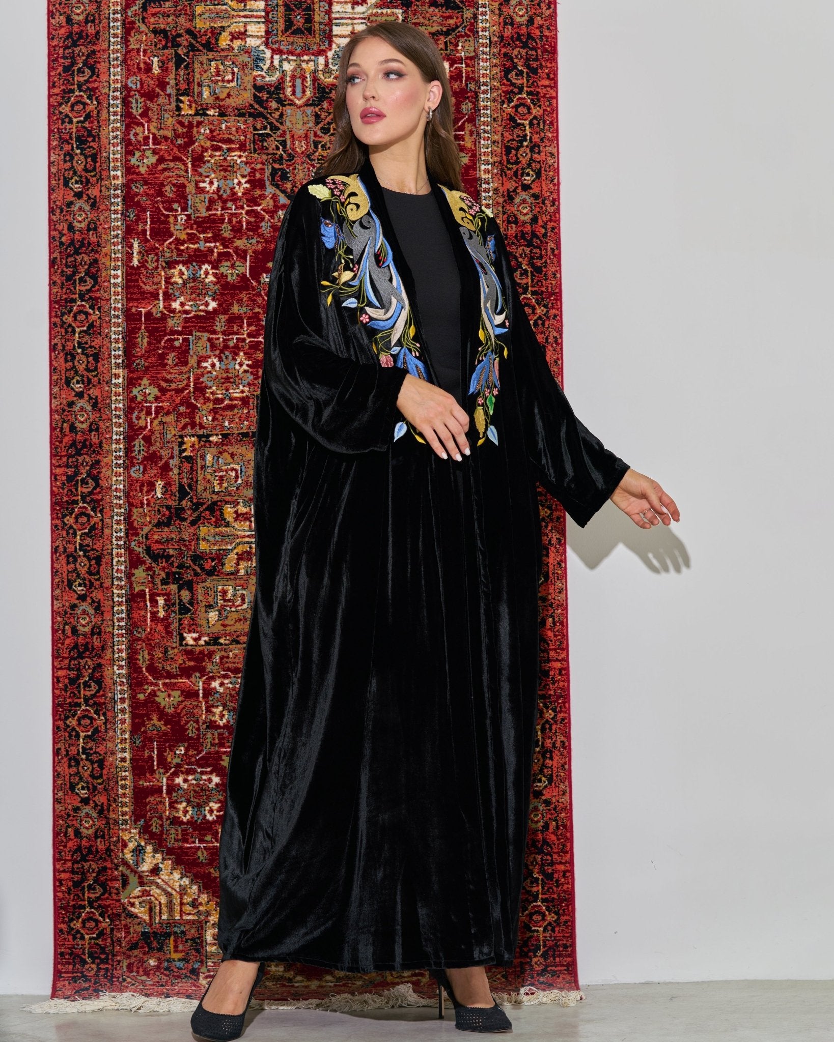 FG 450 - A ABAYA - STYLE HAUTE COUTURE - MIRA Y MANO