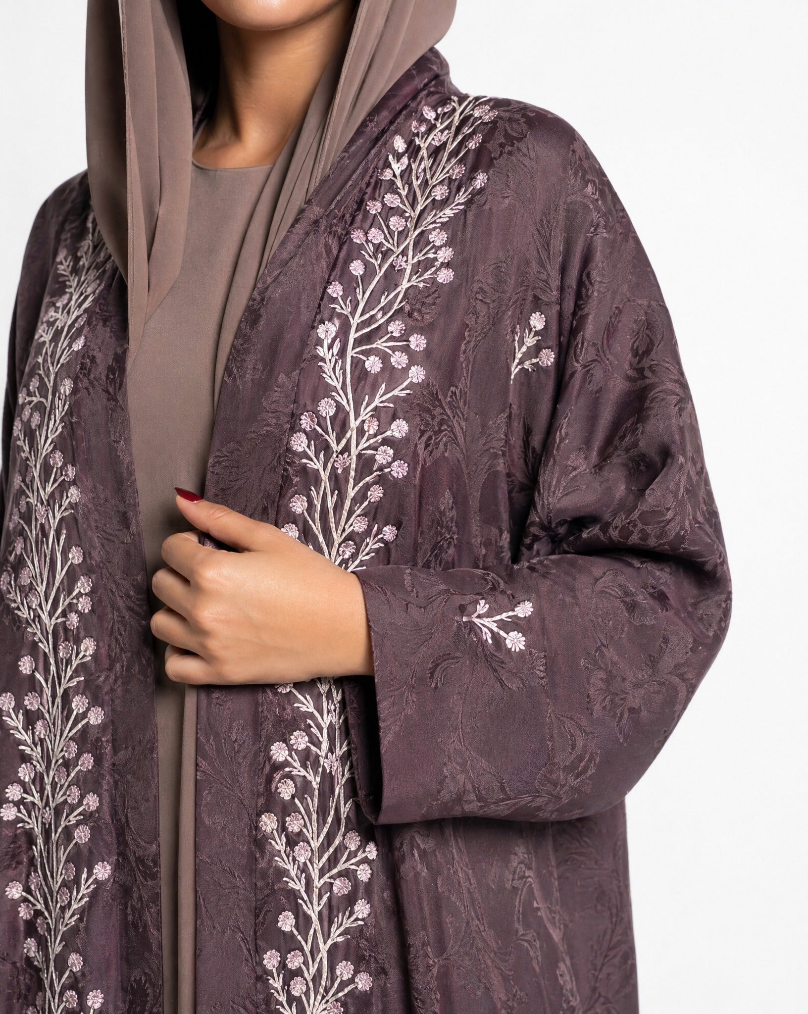 FG 509 N4 ABAYA - STYLE HAUTE COUTURE - MIRA Y MANO