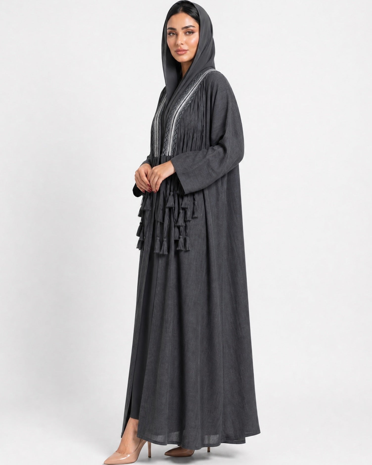 FG 972 ABAYA - STYLE HAUTE COUTURE - MIRA Y MANO