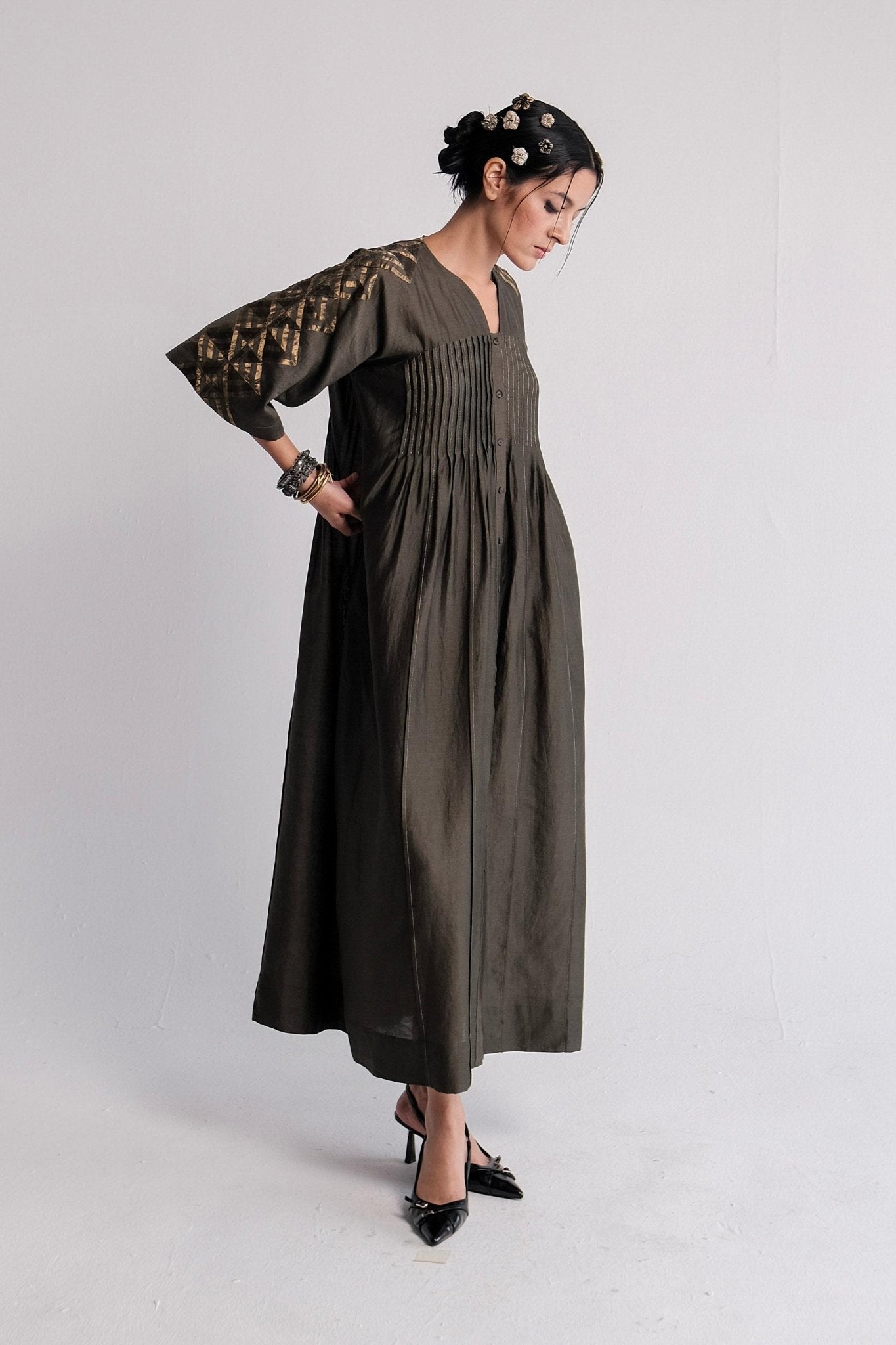 ARECA DRESS - SWGT - MIRA Y MANO