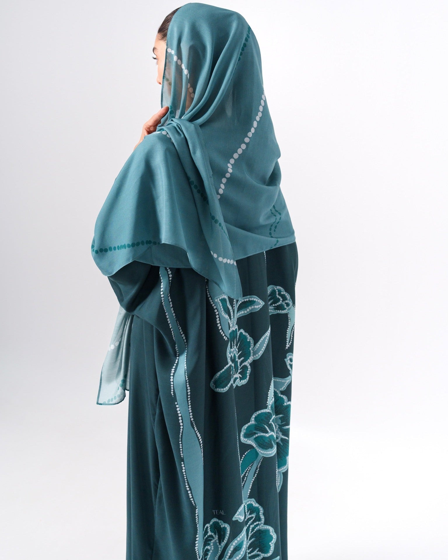 FALLING BLOOM - TL ABAYA - TEAL - MIRA Y MANO