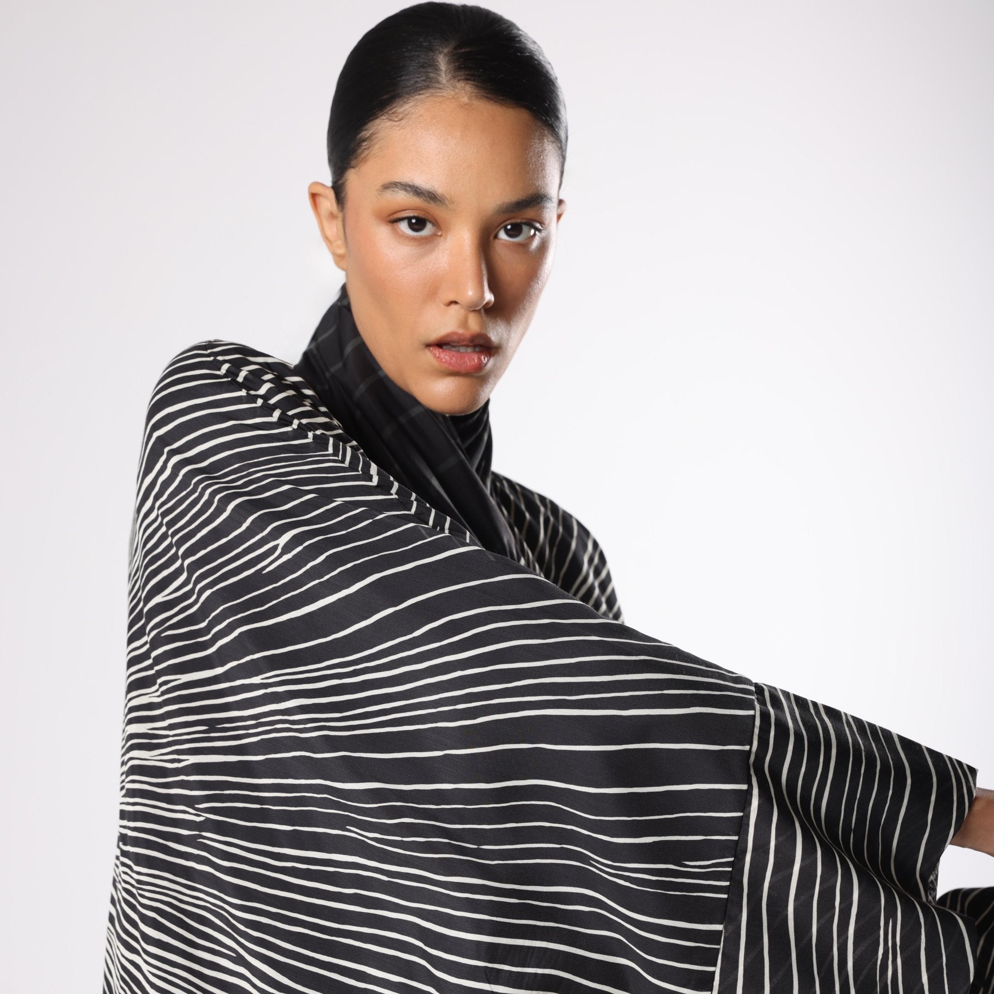 SUNRAYS - BK ABAYA - TEAL - MIRA Y MANO