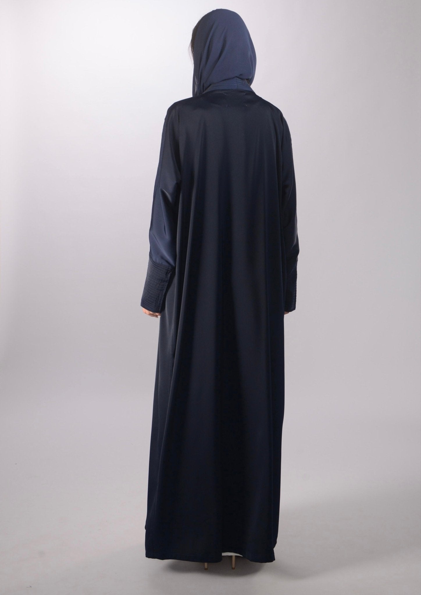 TH1431 ABAYA - THAA KSA - MIRA Y MANO