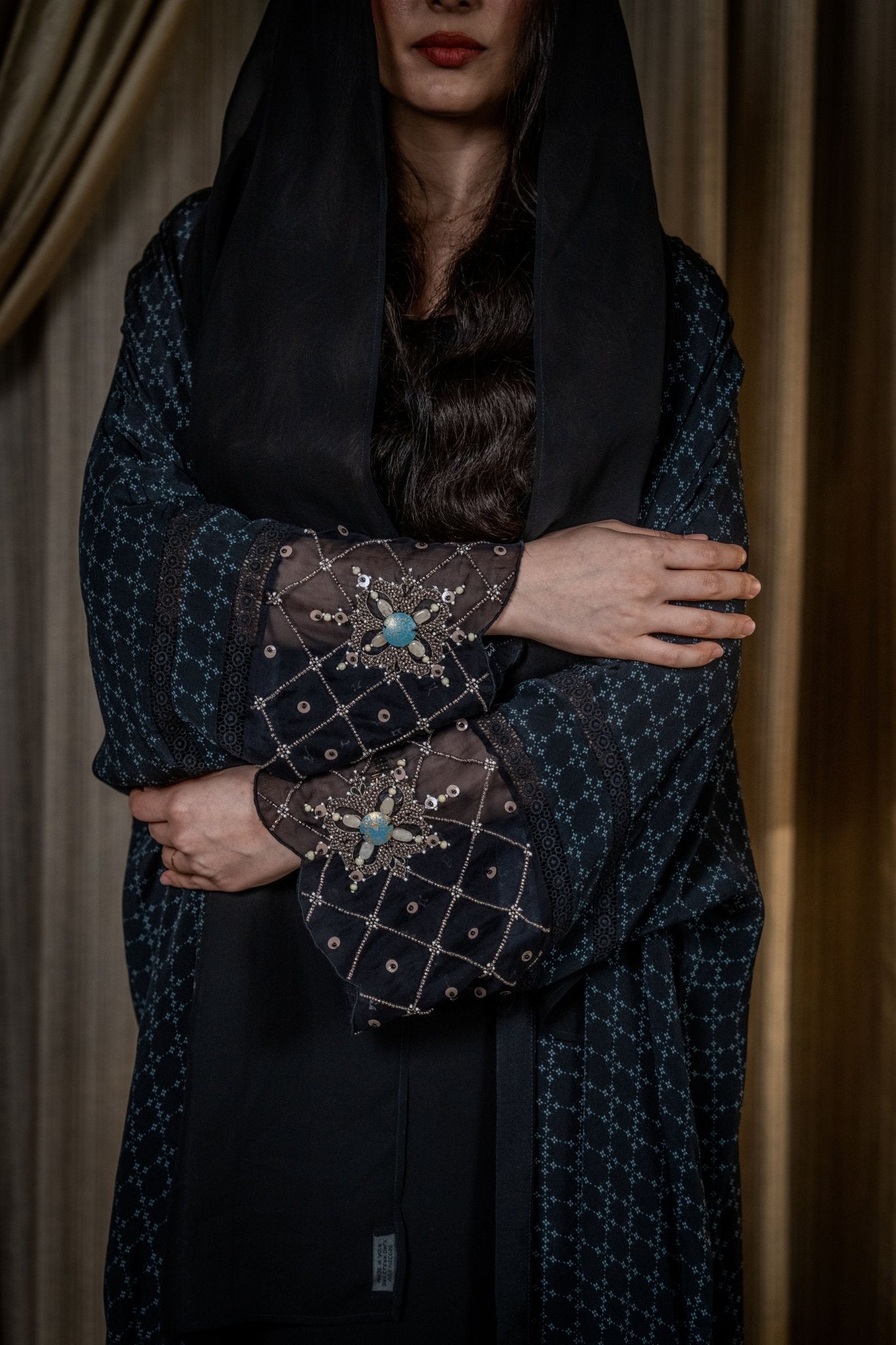 BT6529 - K ABAYA - THE DRESSING ROOM - MIRA Y MANO