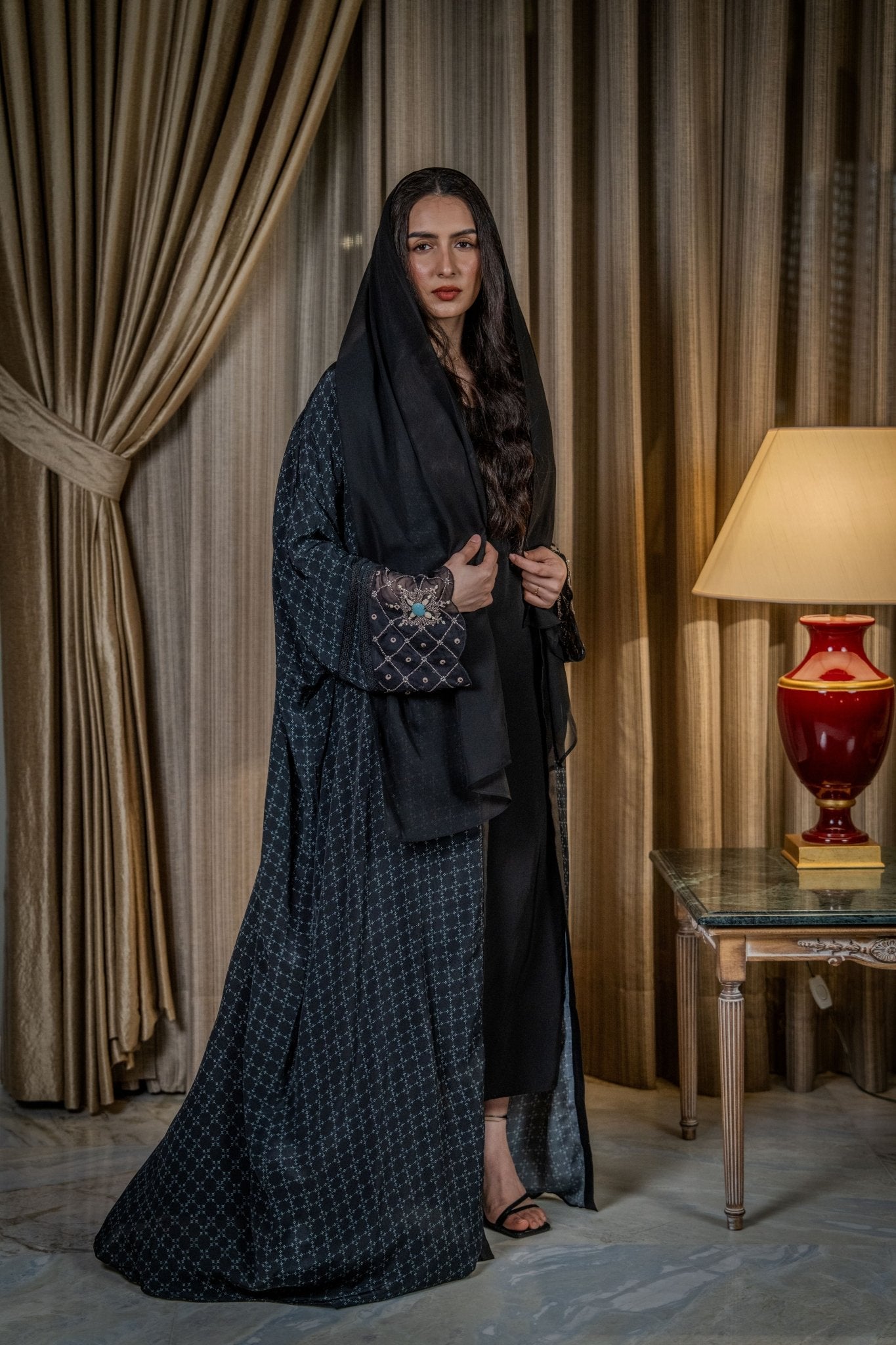 BT6529 - K ABAYA - THE DRESSING ROOM - MIRA Y MANO
