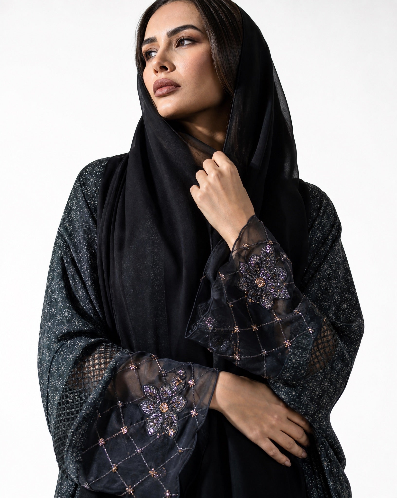 BT6529-R ABAYA - THE DRESSING ROOM - MIRA Y MANO