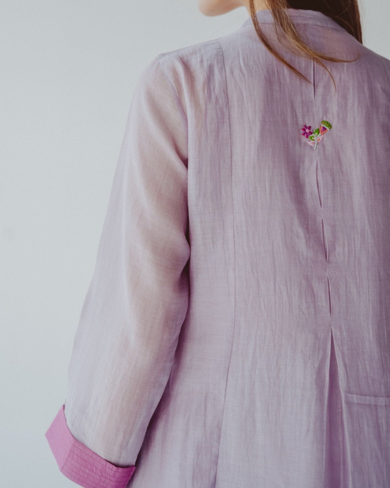 BT6588 - L JALABIAH - THE DRESSING ROOM - MIRA Y MANO