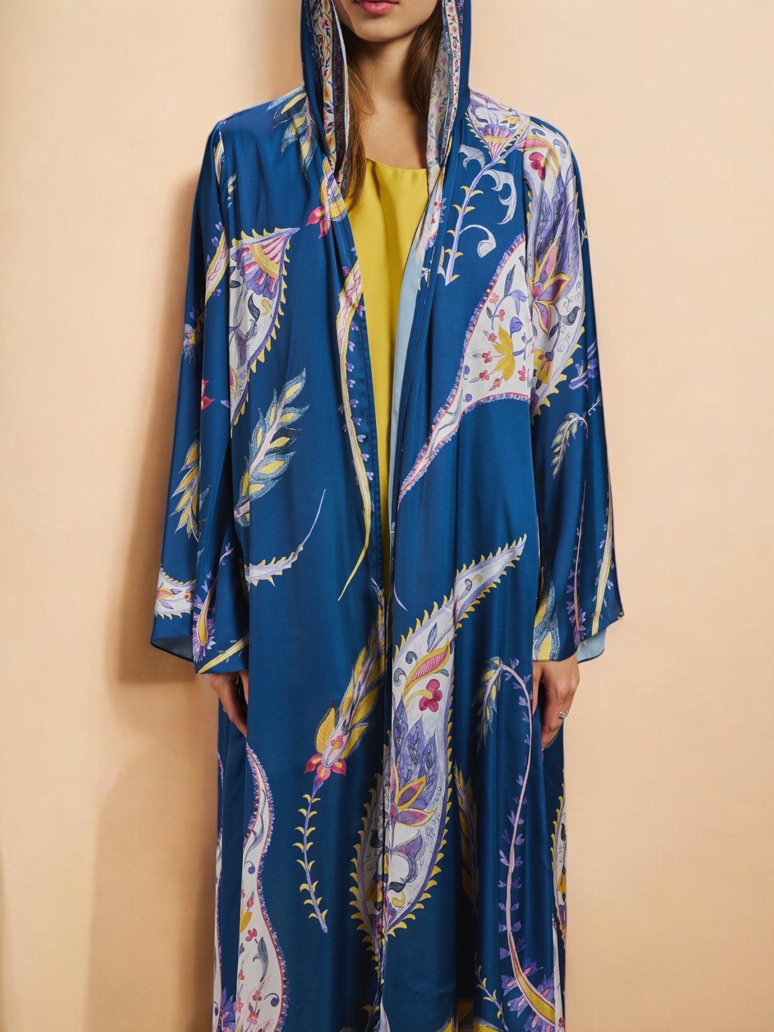 RAMADAN25LOOKA16 ABAYA - THE ORPHIC - MIRA Y MANO